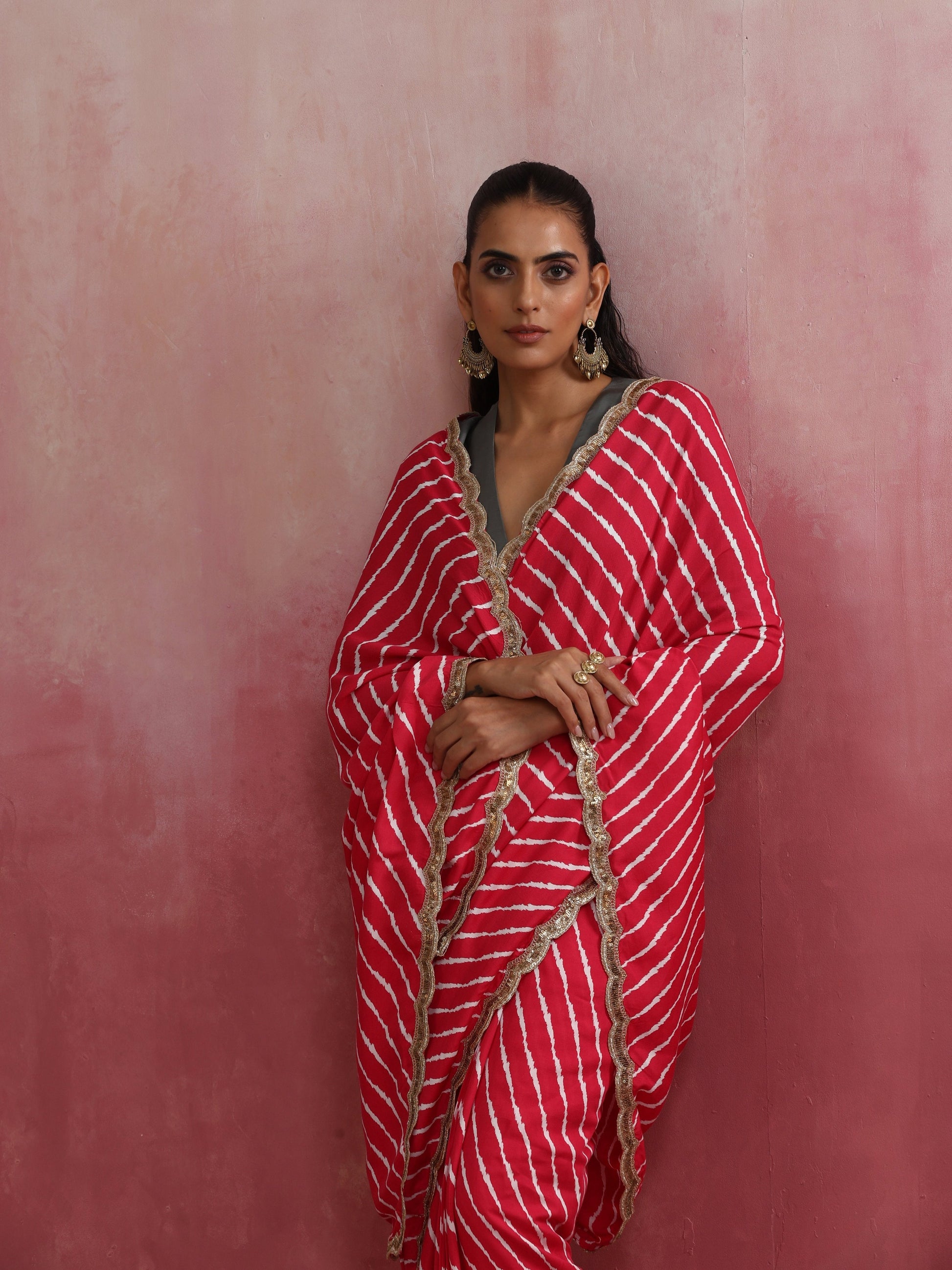 trueBrowns Pink Muslin Silk Saree | Swadesiicart