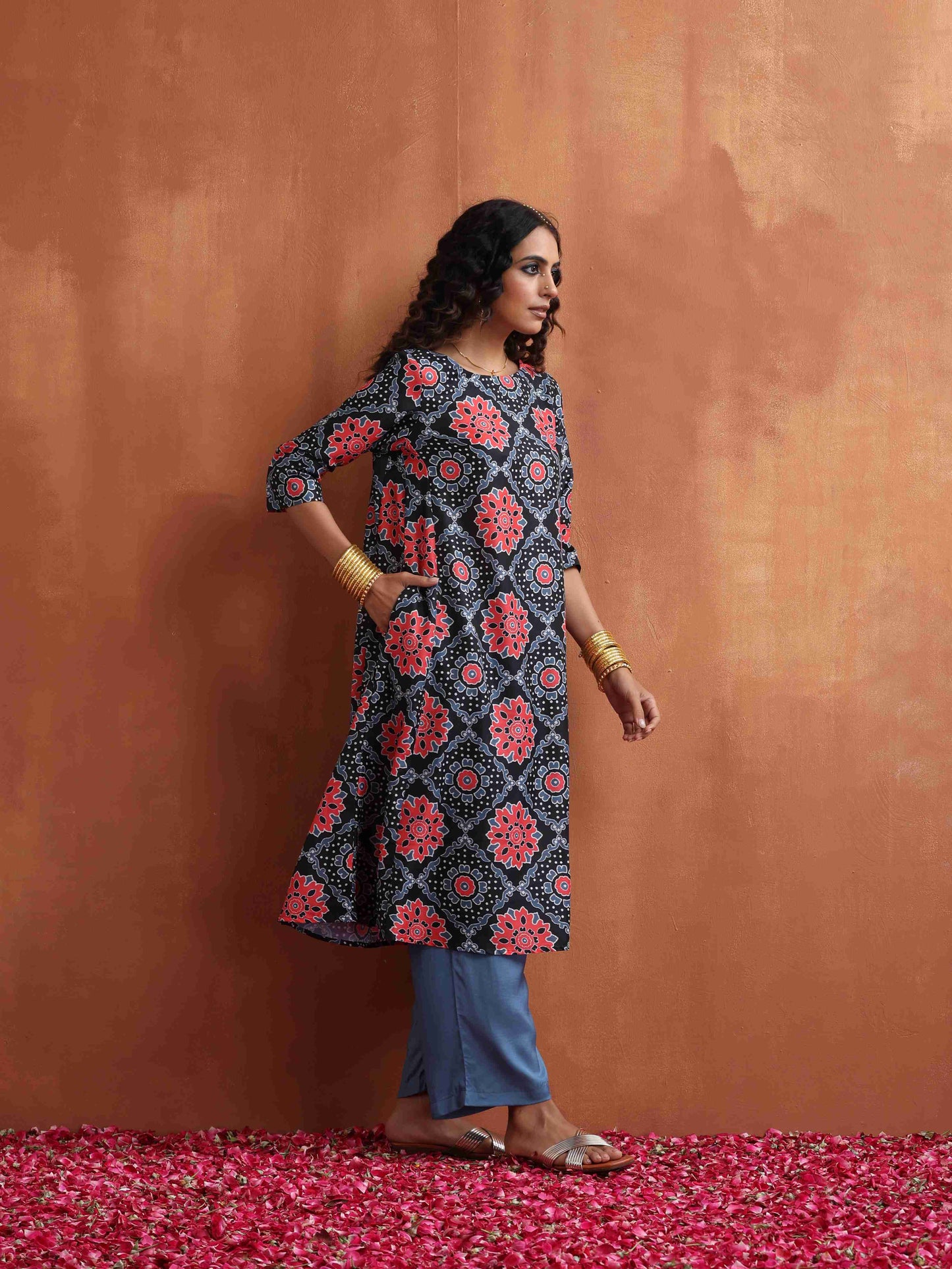 trueBrowns Black Ajrak Print A-line Kurta Set | Swadesiicart