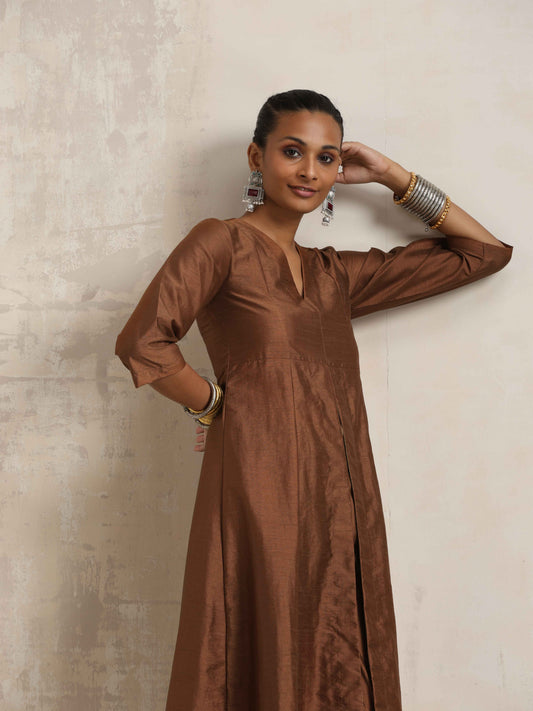 trueBrowns Brown Silk Slit Kurta Set | Swadesiicart