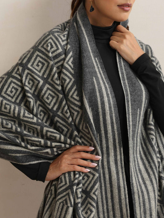 trueBrowns Charcoal Geometric Woollen Stole | Swadesiicart