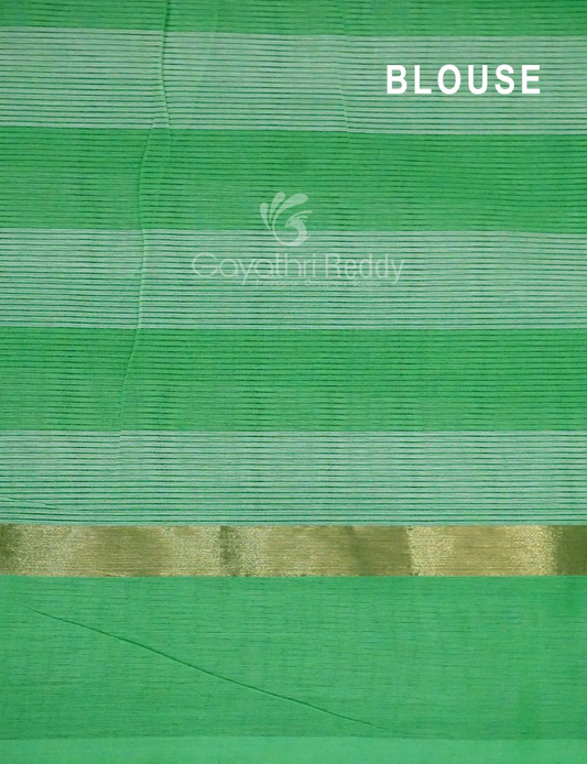 Cream And Green Colored With Checks Pure Mangalgiri Cotton Saree By Gayathri Reddy Designer Studio | Swadesiicart