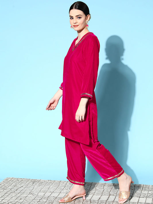 InWeave Women's Fuschia Velvet Kurta Set With Grey Gold Georgette Dupatta - Swadesiicart