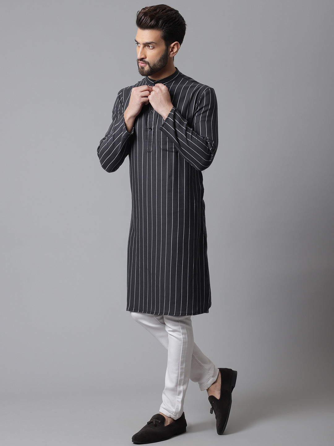 Even Apparels Black Pure Cotton Kurta With Band Collar | Swadesiicart