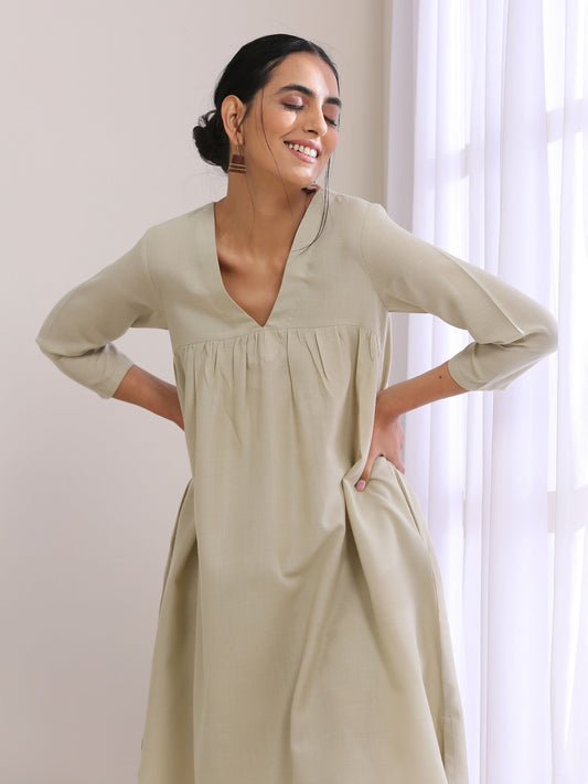 trueBrowns Light Grey Slub Gathered Kurta Pant Set | Swadesiicart