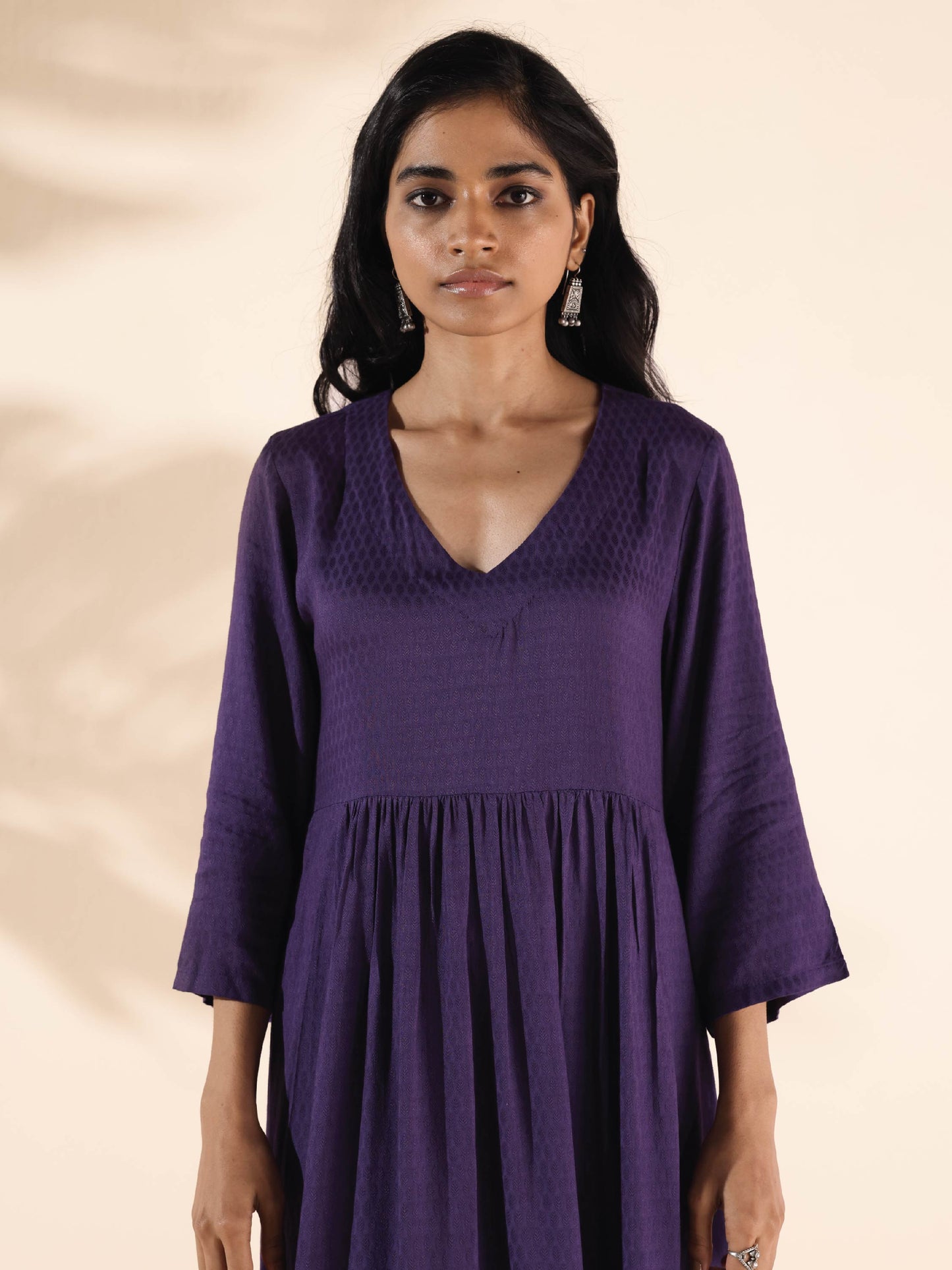 trueBrowns Purple Viscose Dobby Slit Kurta Pant Set | Swadesiicart