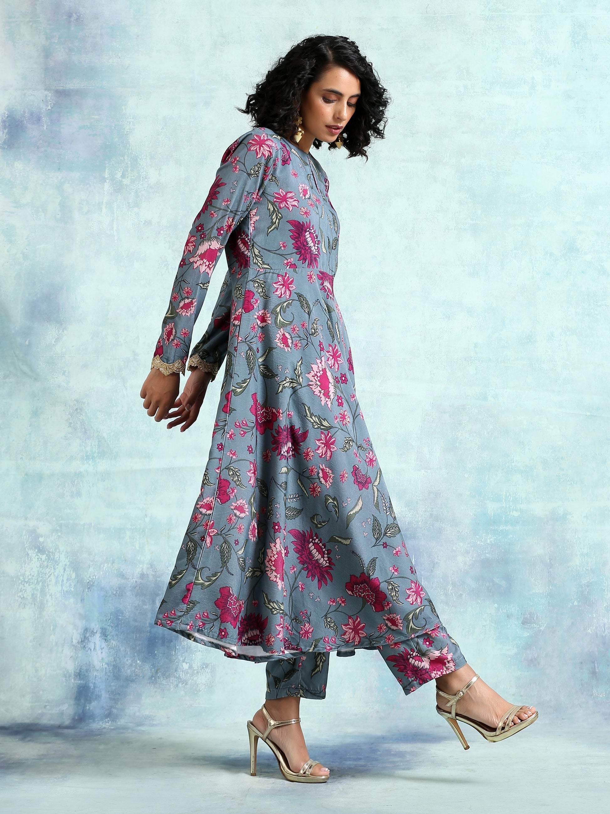 trueBrowns Grey Printed Velvet Anarkali Kurta | Swadesiicart