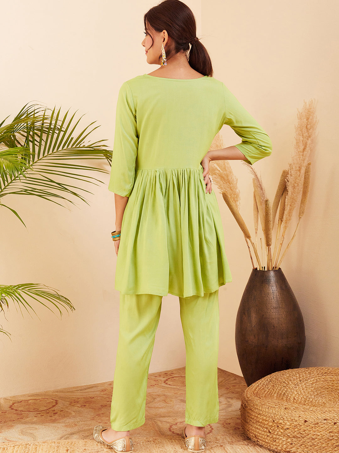 InWeave Women's Pear Green Round Neck Square Gota Work Kurta Pant Set - Swadesiicart
