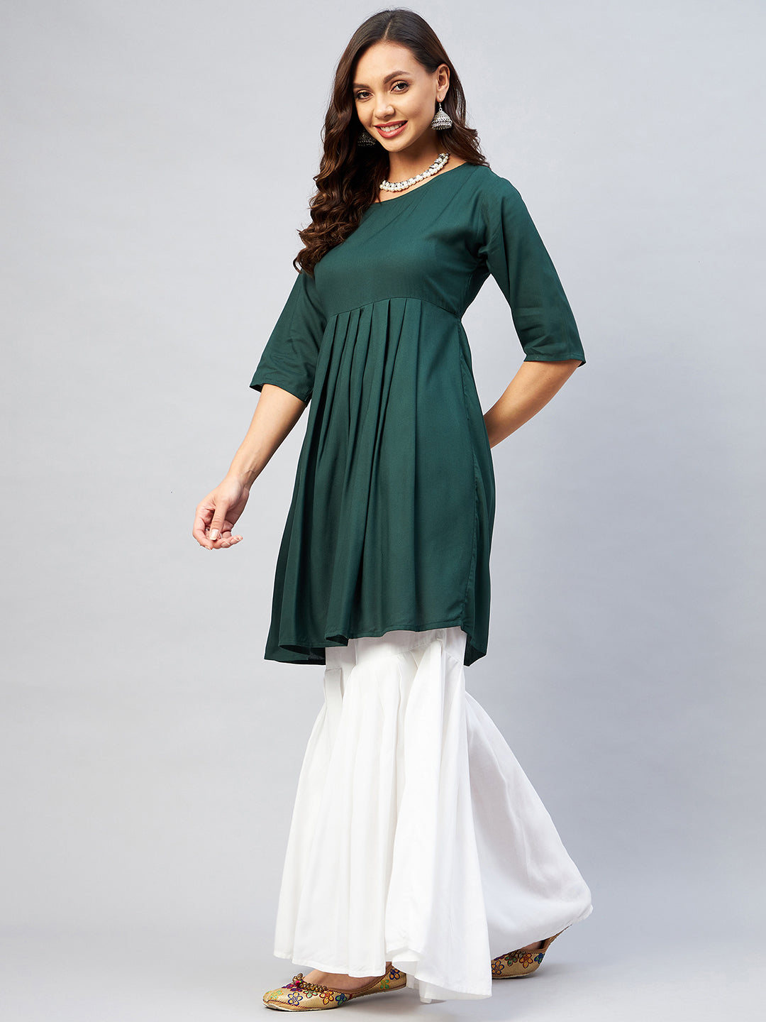 InWeave Women's Dark Green Short Anarkali Kurta - Swadesiicart