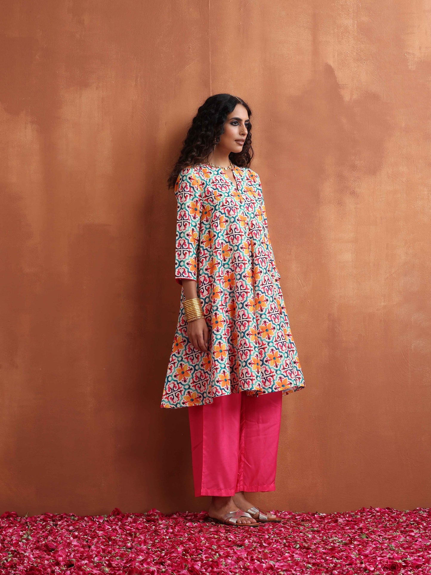 trueBrowns Off White Print Flared Anarkali Kurta Co-ord Set - Swadesiicart