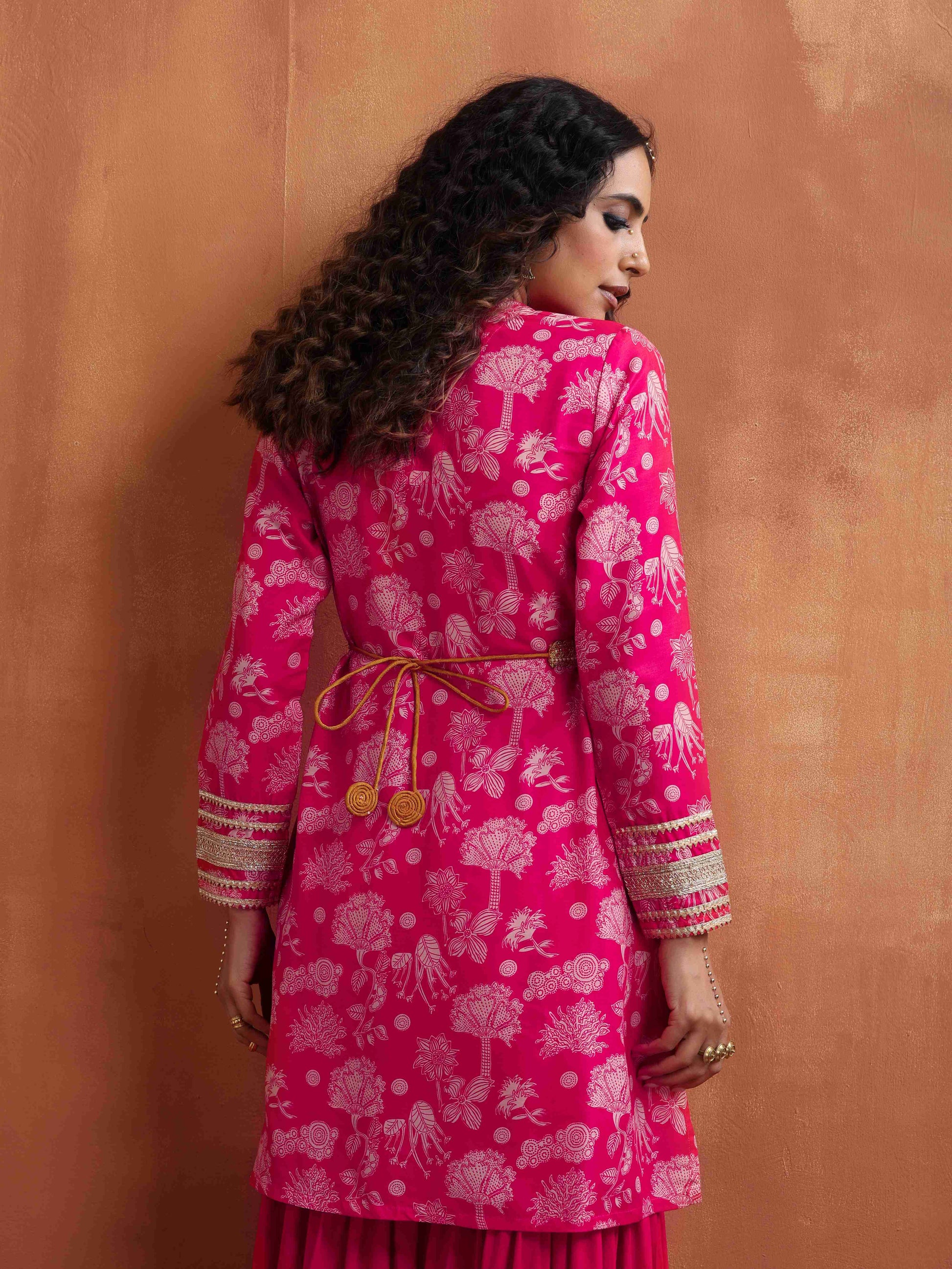 trueBrowns Gold Embellished Belt | Swadesiicart