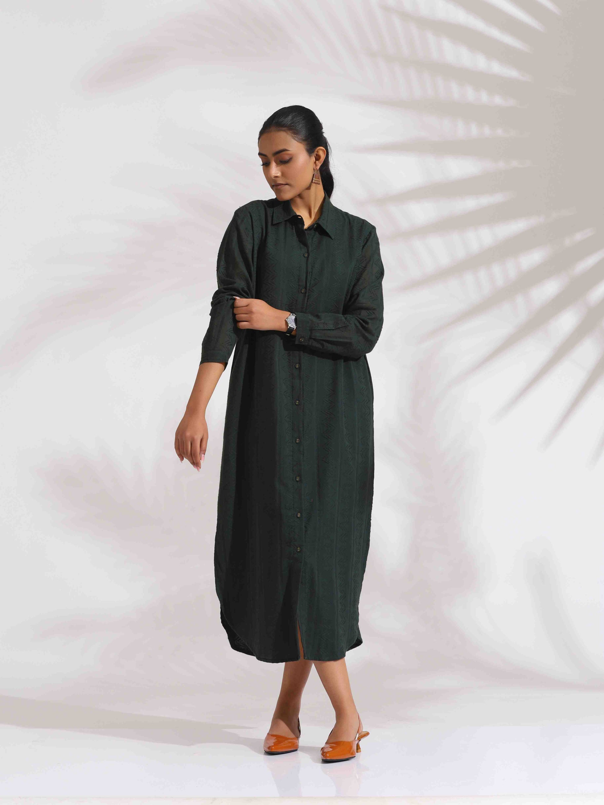 trueBrowns Green Cotton Shirt Dress | Swadesiicart