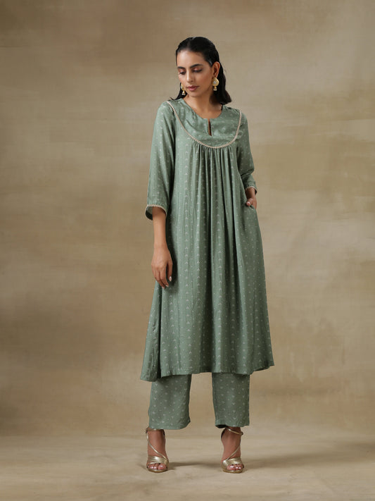 trueBrowns Light Green Bandhani Printed Silk Yoke Kurta Pant Set | Swadesiicart