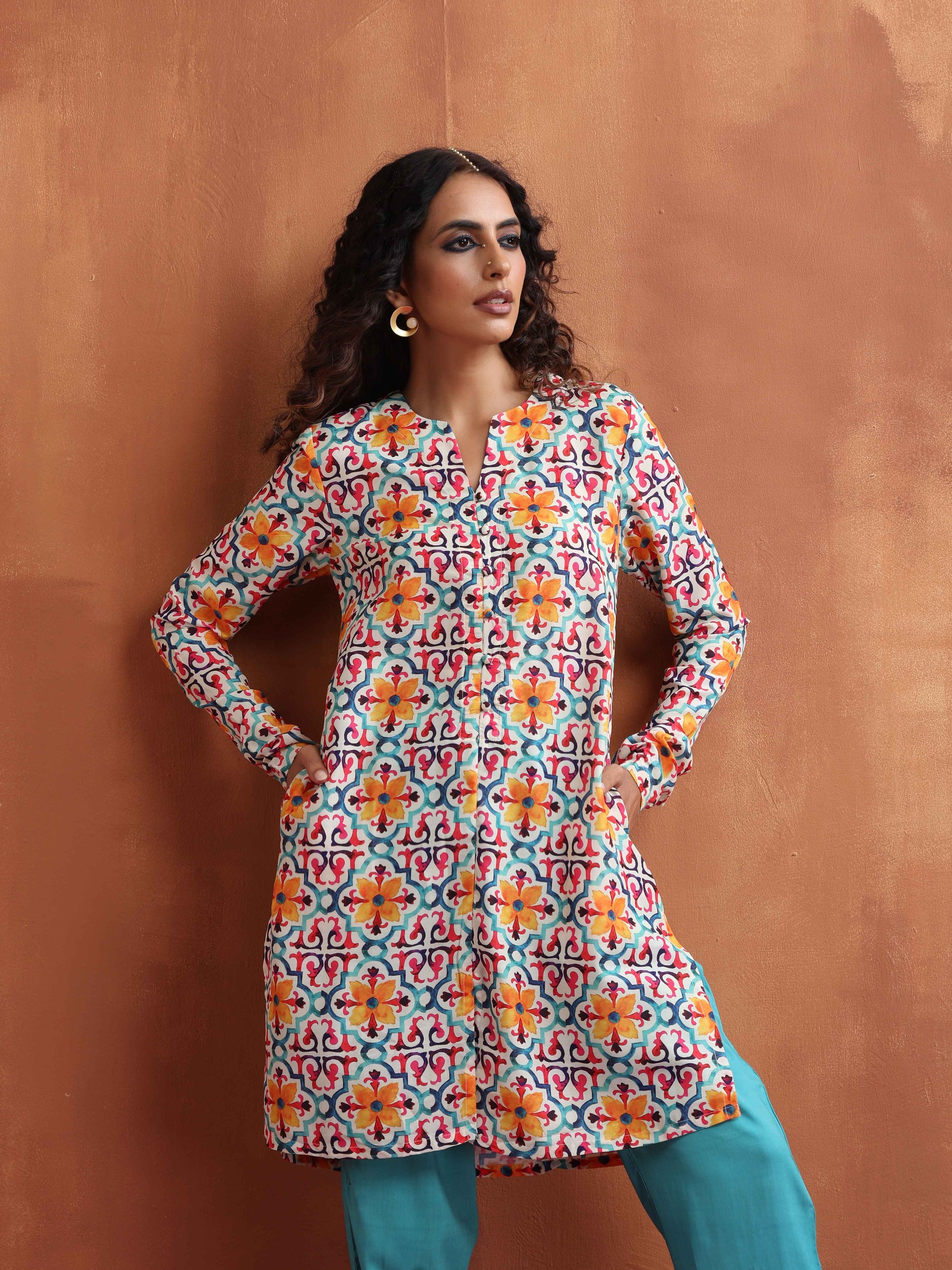 trueBrowns Off White Print Kurta Co-ord Set - Swadesiicart