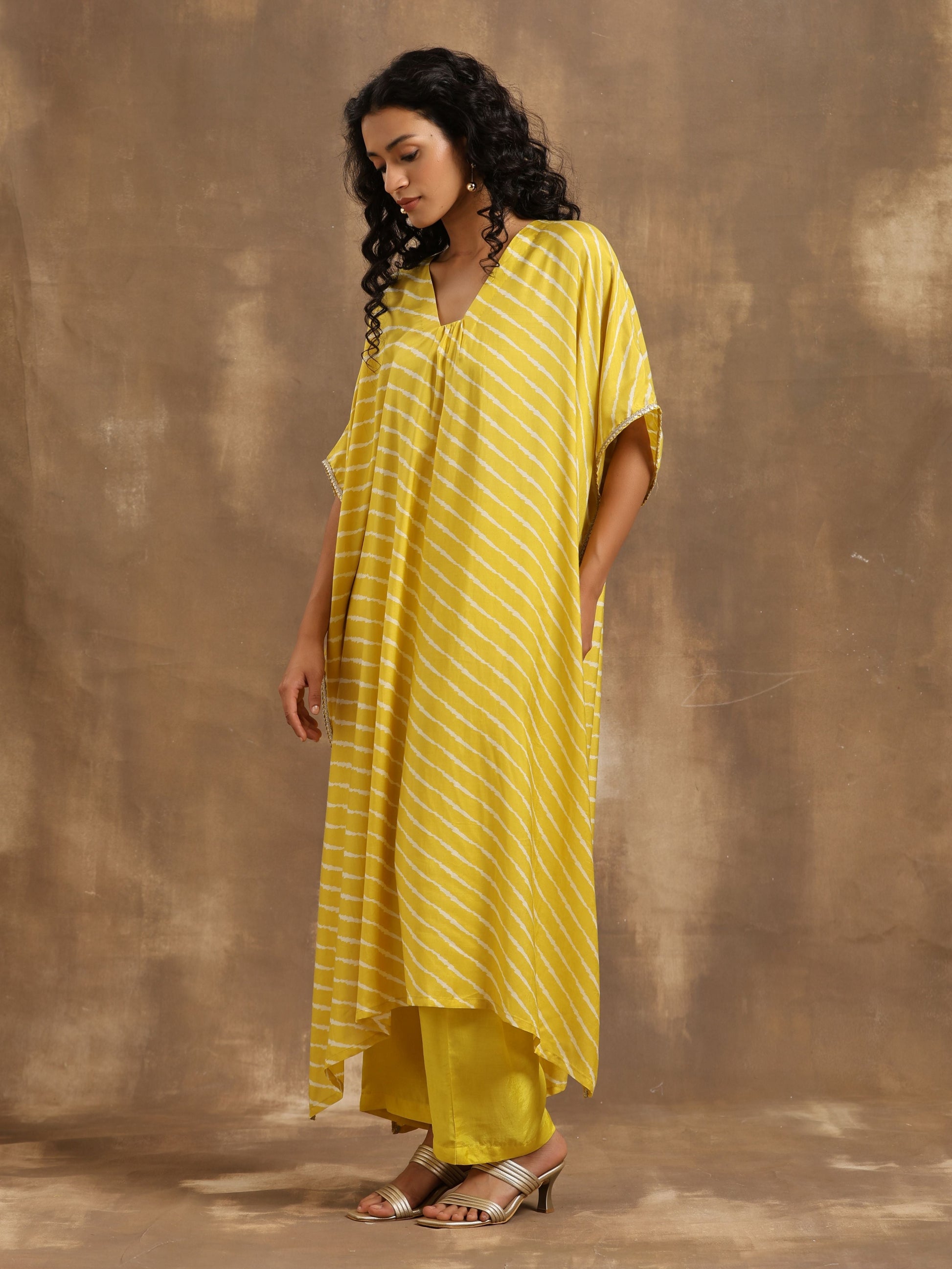 trueBrowns Lime Lehariya Printed Silk Kaftan Pant Set | Swadesiicart