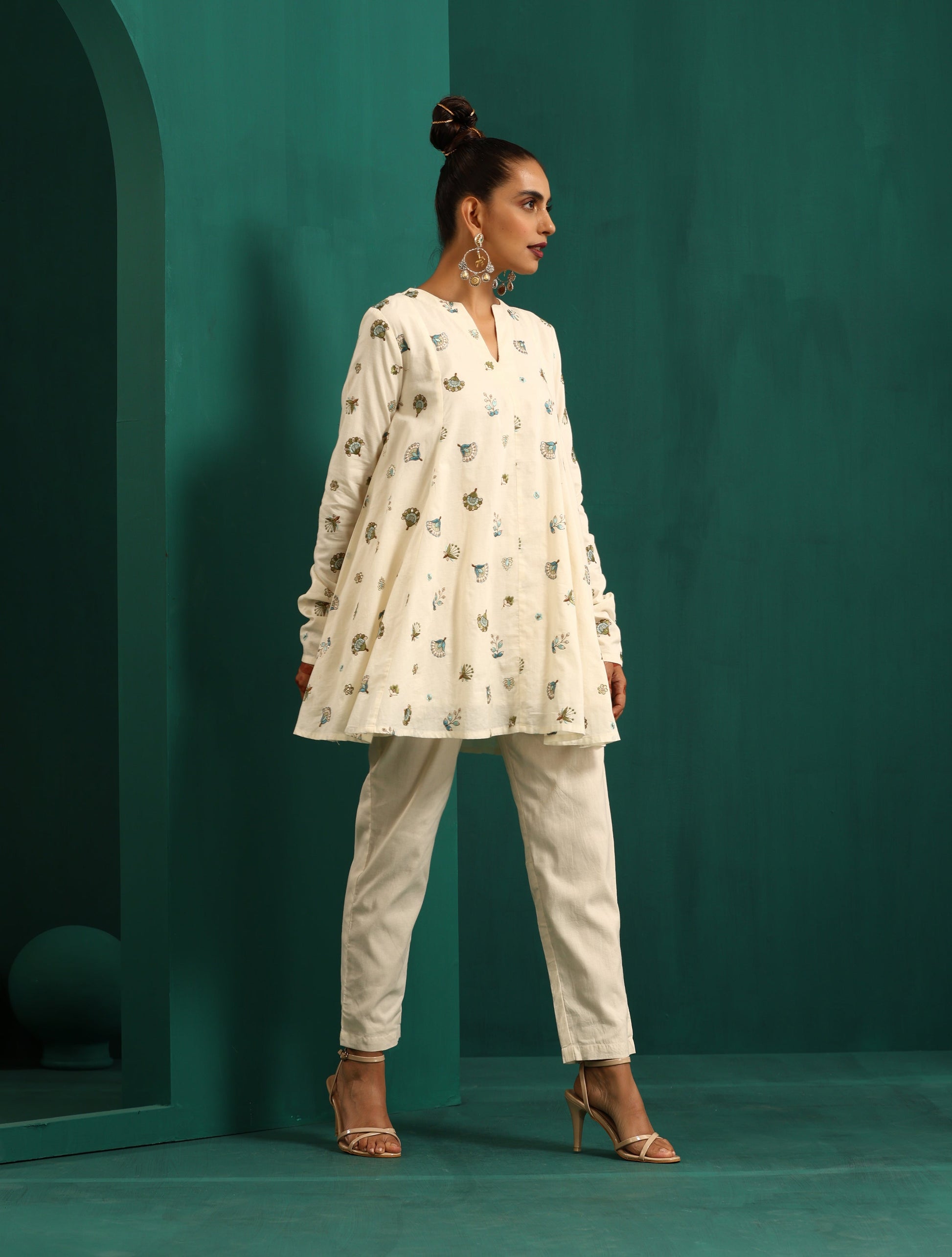 trueBrowns Ivory Blue Floral Cotton Flared Co-ord Set - Swadesiicart