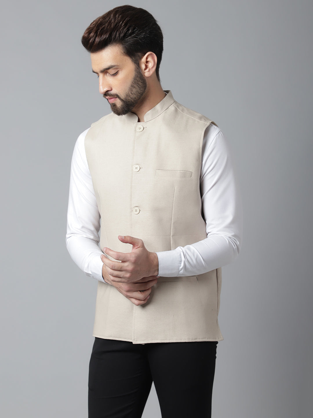 Even Apparels Men's Cream Nehru Jacket With Welt Pockets | Swadesiicart