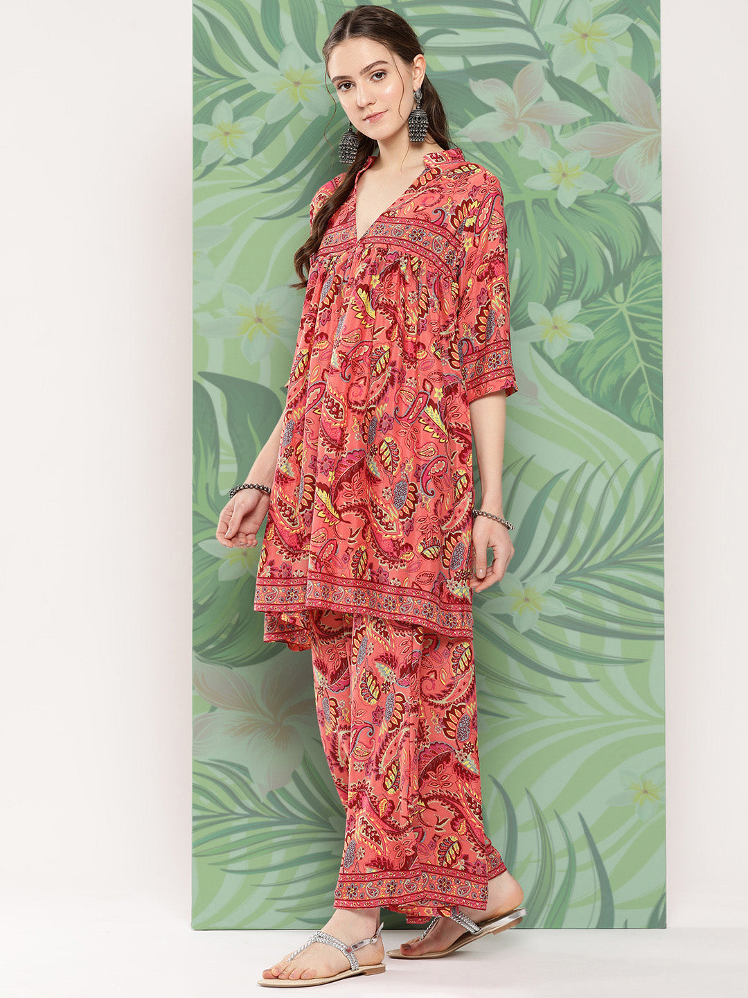 InWeave Women's Peach Camelia Printed Ethnic Kurta Set - Swadesiicart