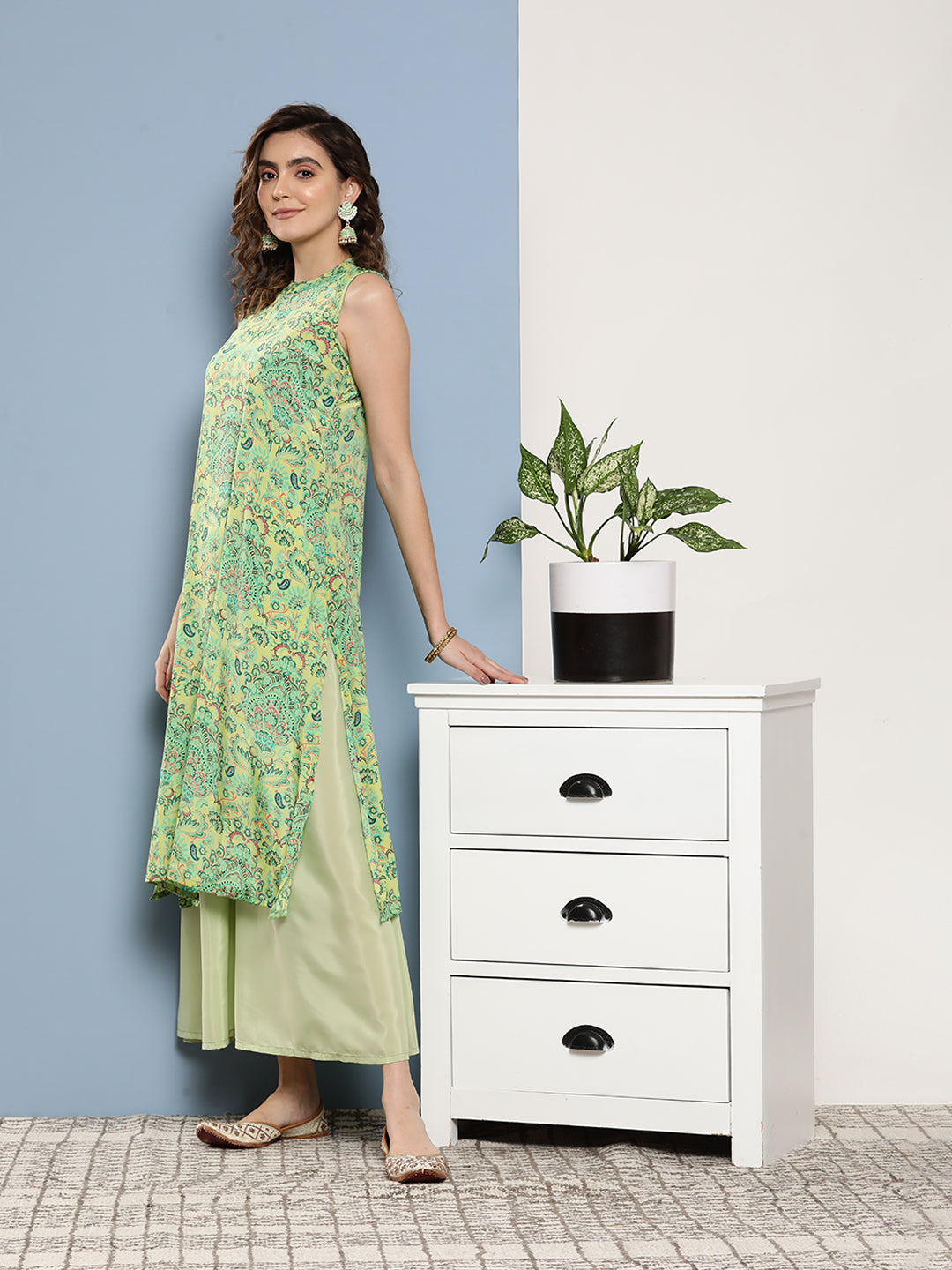 InWeave Women's Green Pastel Print Halter Kurta Set - Swadesiicart