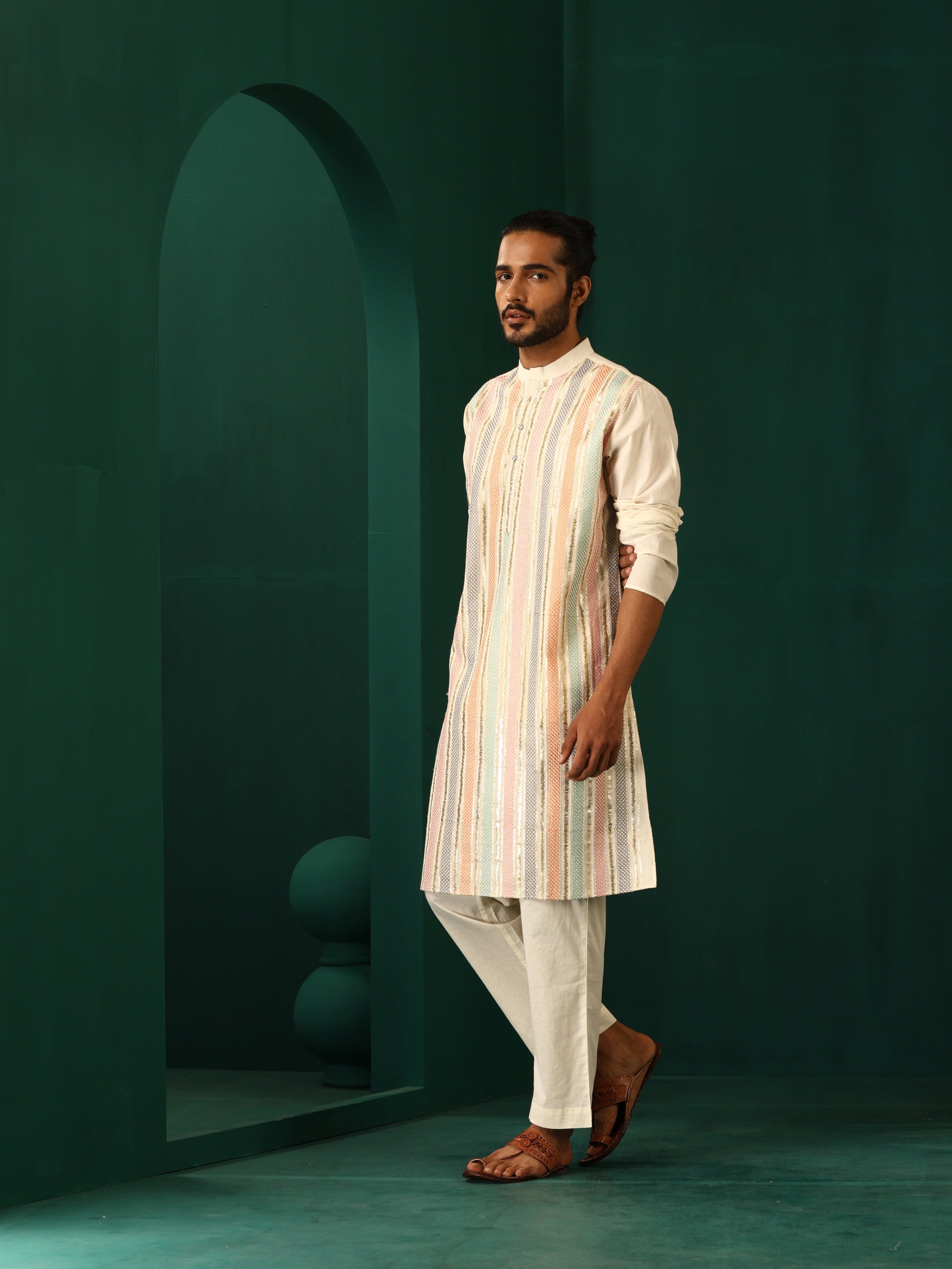 trueBrowns Men's Ivory Multi Colour Striped Cotton Kurta | Swadesiicart