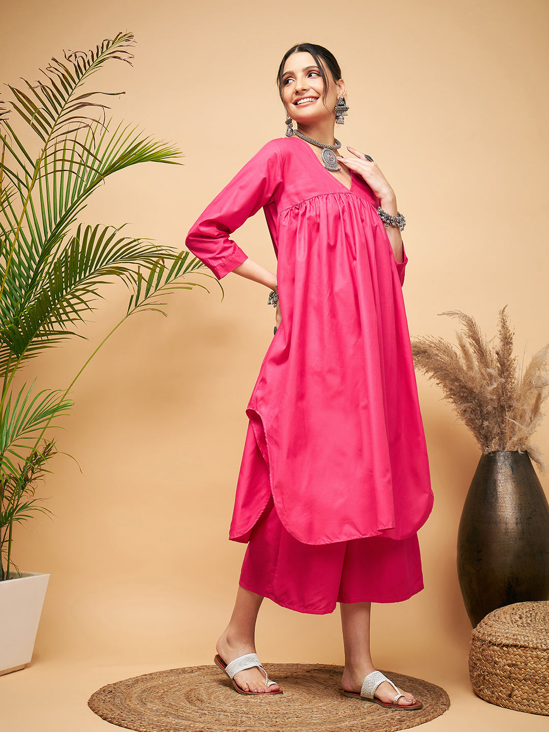 InWeave Women's Fuchsia Flared Kurta Palazzo Set - Swadesiicart