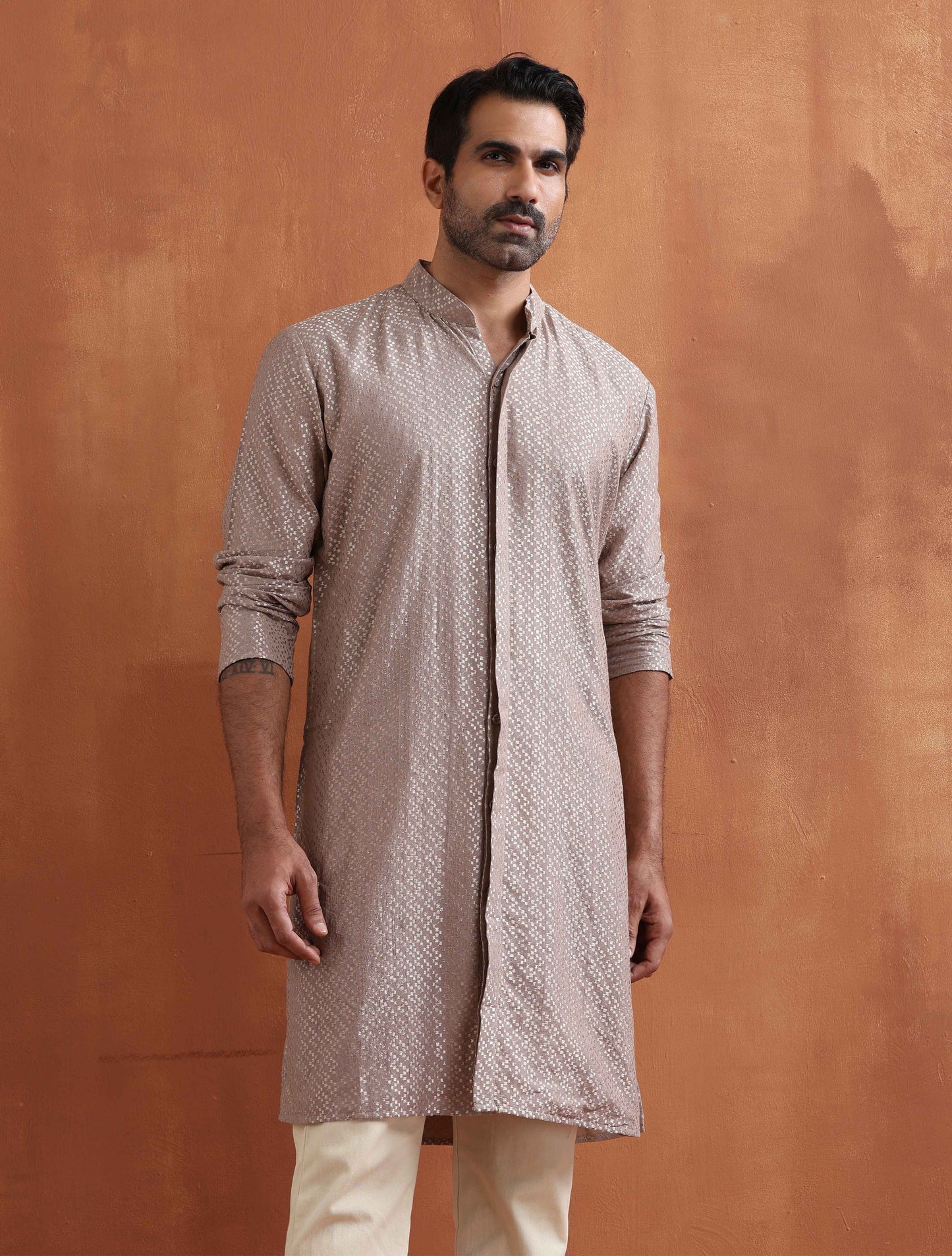 trueBrowns Men's Beige Cotton Dobby Kurta | Swadesiicart