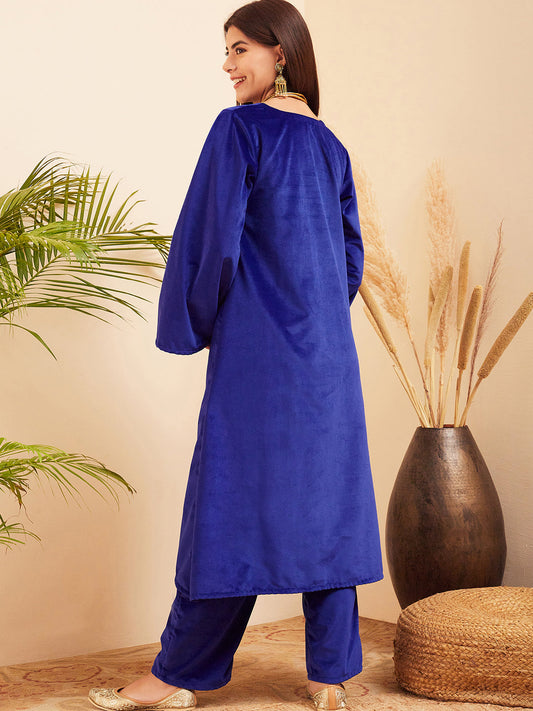 InWeave Women's Royal Blue V Neck Asymmetrical Pleated Velvet Kurta Set - Swadesiicart