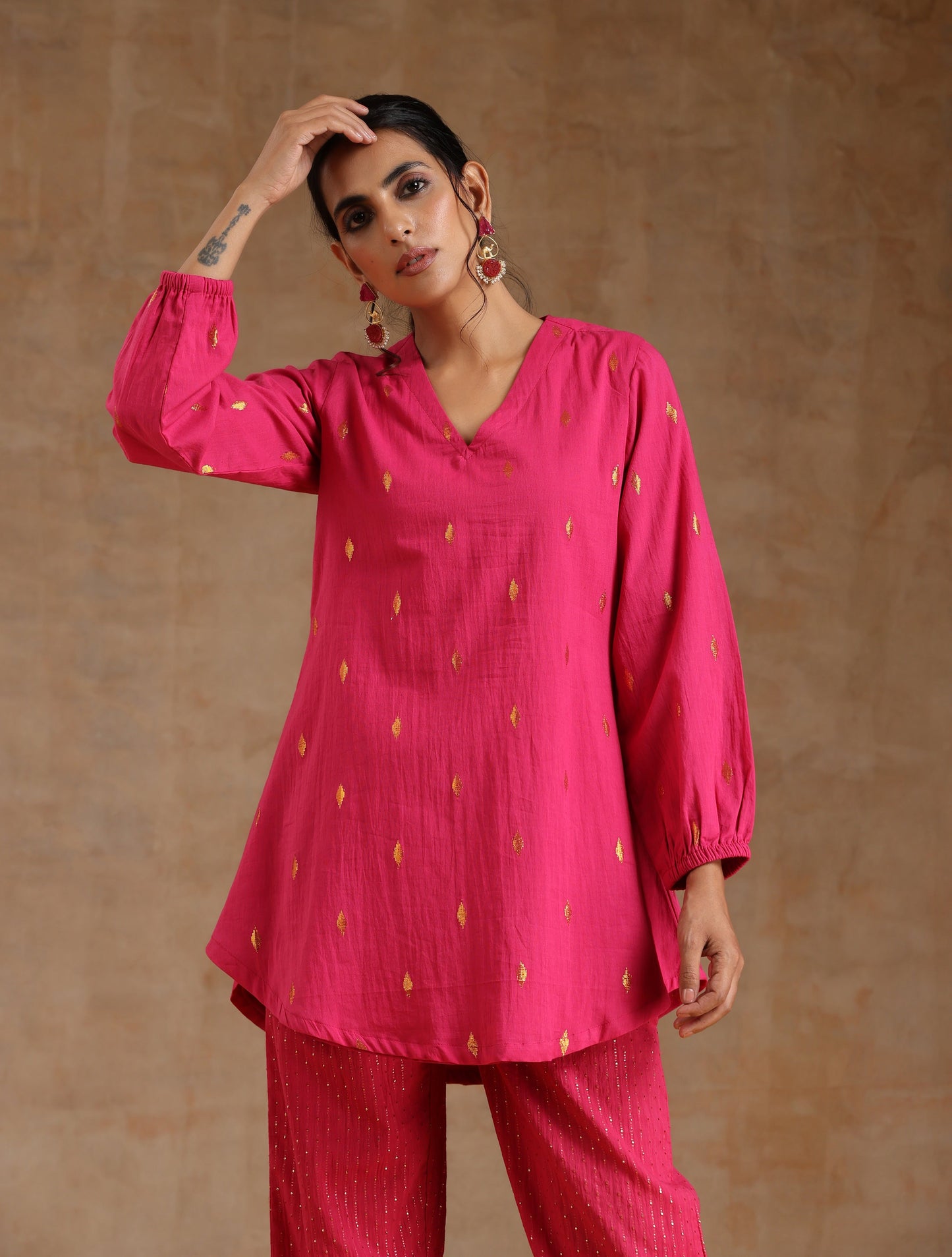 trueBrowns Pink Gold Cotton Short Co-Ord Set - Swadesiicart
