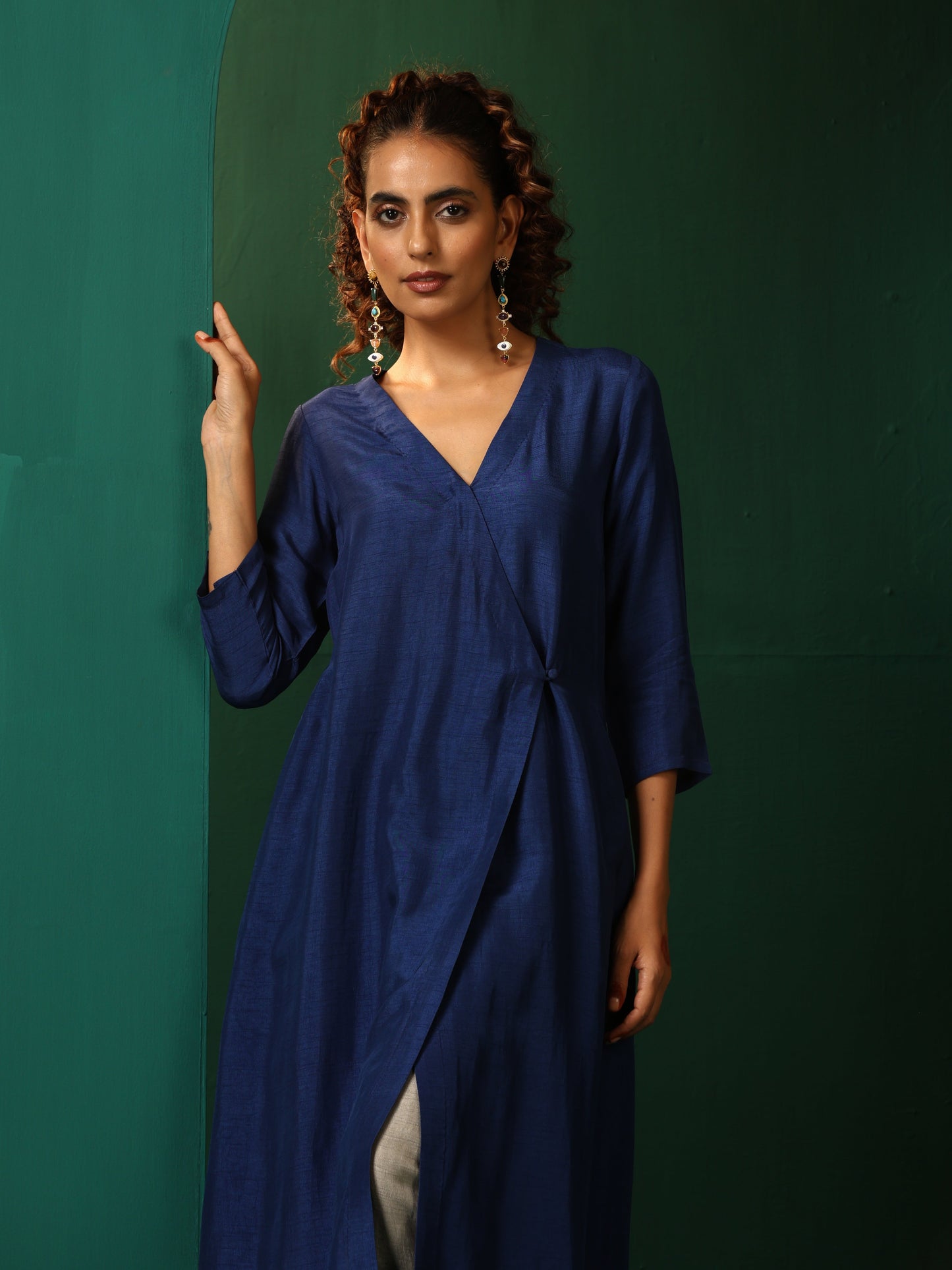 trueBrowns Blue Silk Angrakha Kurta Pant Set | Swadesiicart