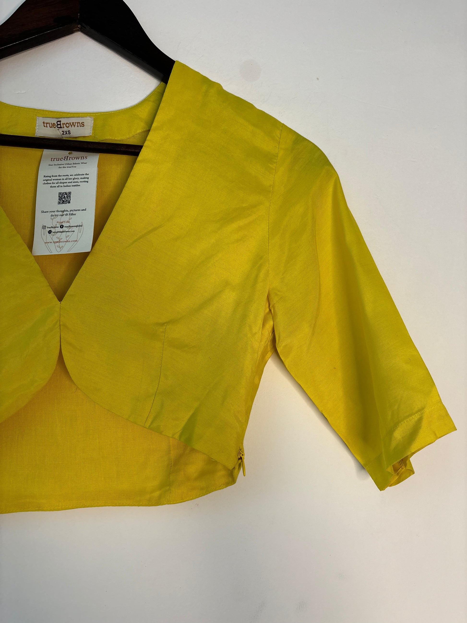 trueBrowns Lime Muslin Blouse | Swadesiicart