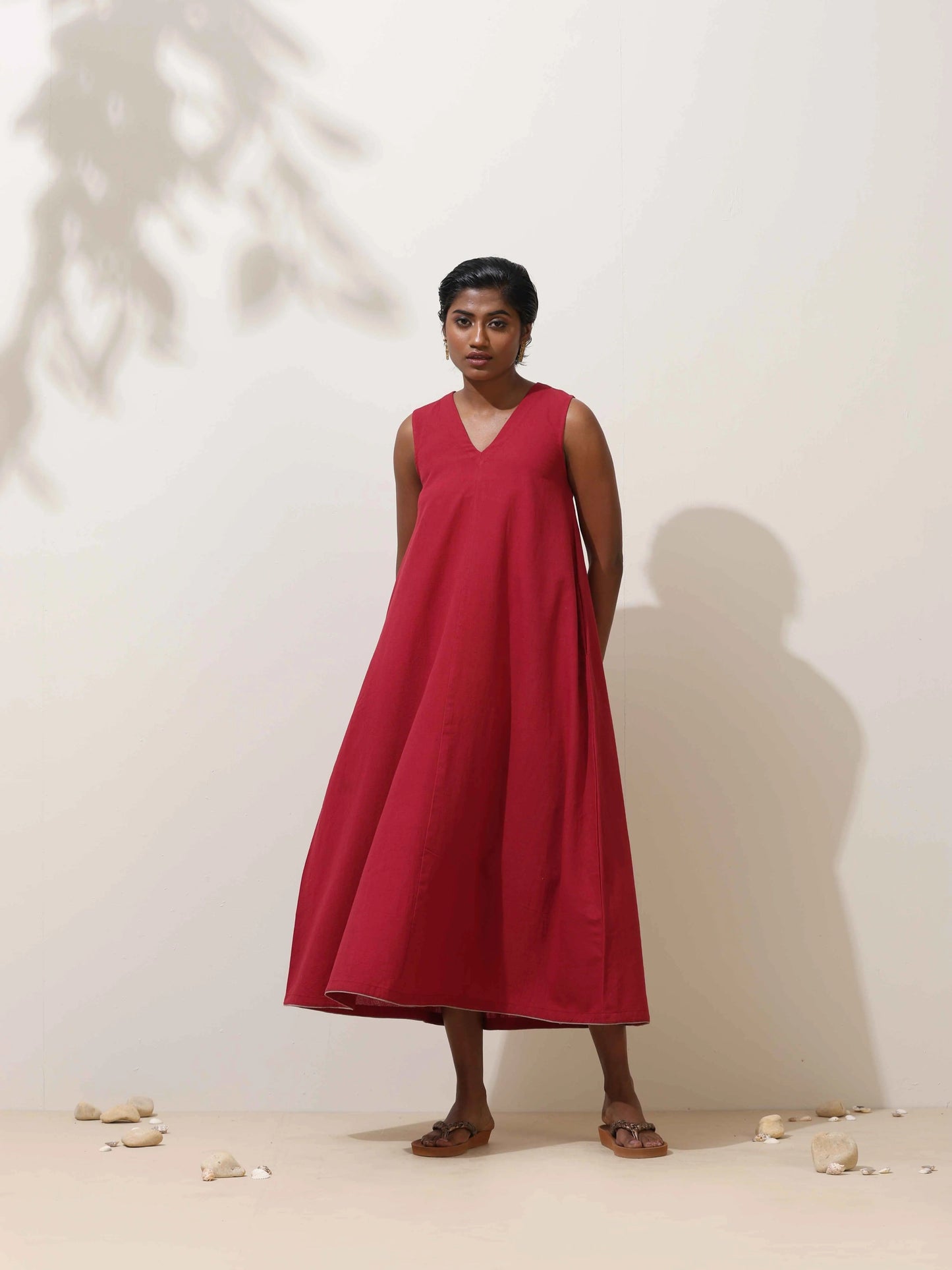 trueBrowns Maroon Cotton Linen Dress | Swadesiicart