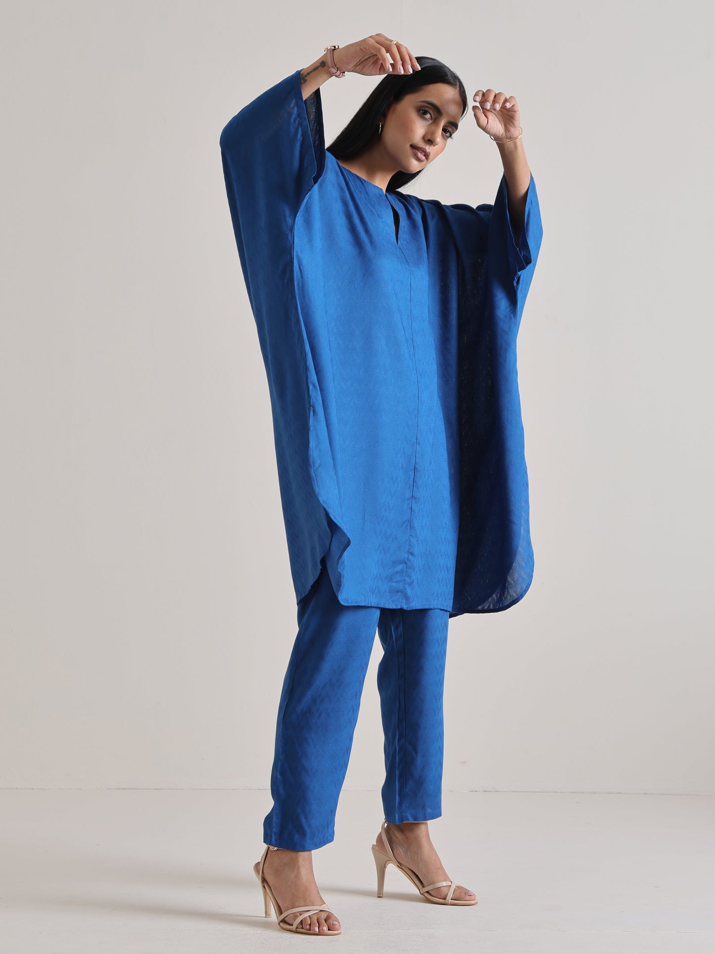 trueBrowns Ink Blue Oversized Round Co-Ord Set - Swadesiicart
