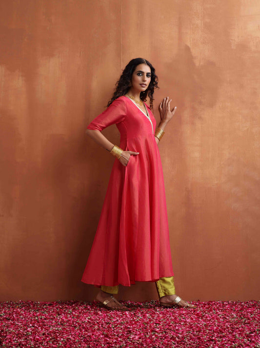 trueBrowns Hot Pink Tissue Flared Anarkali Kurta Set | Swadesiicart