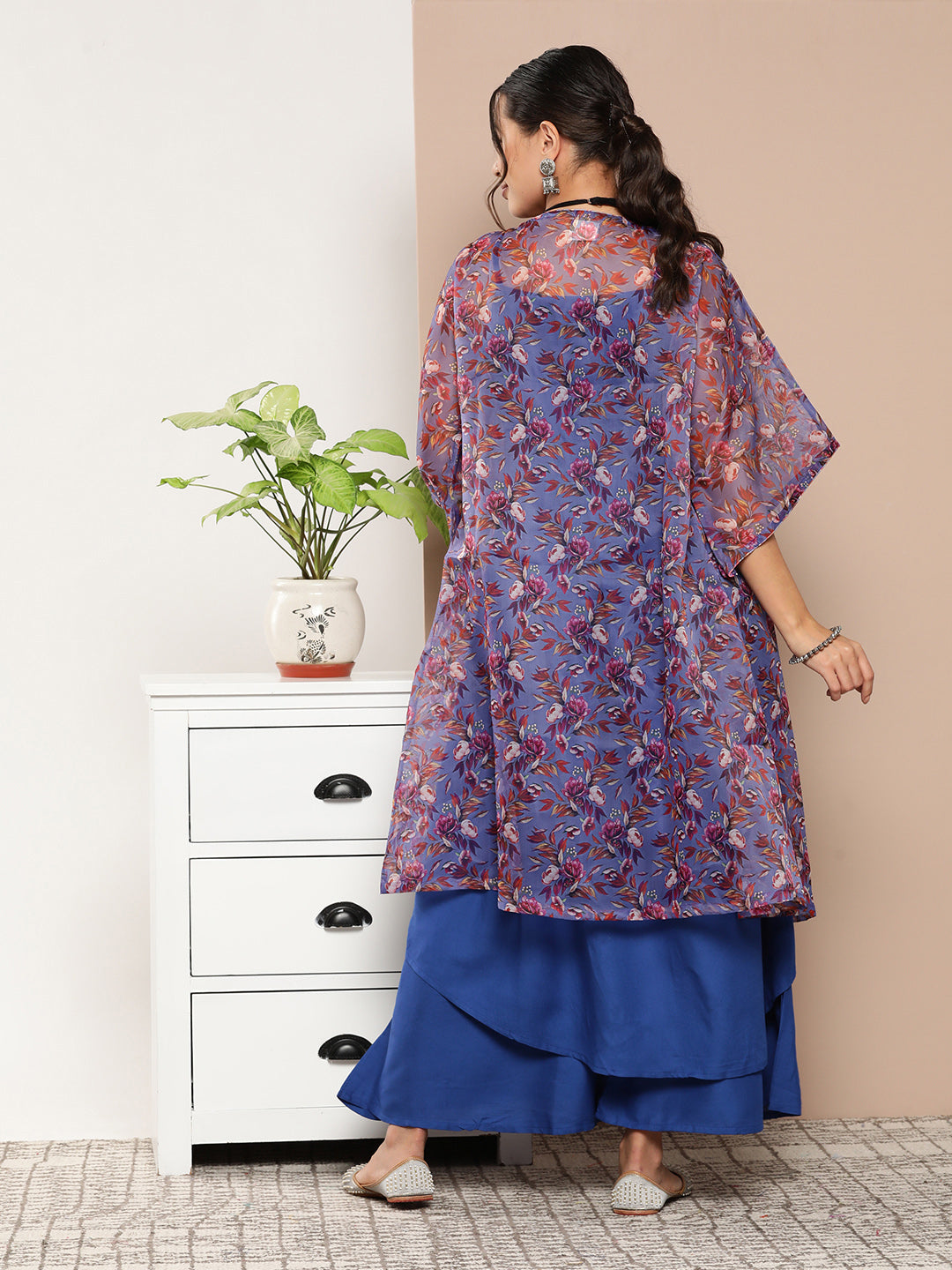 InWeave Ink Blue Strappy Set With Mauve Print Floral Cape - Swadesiicart