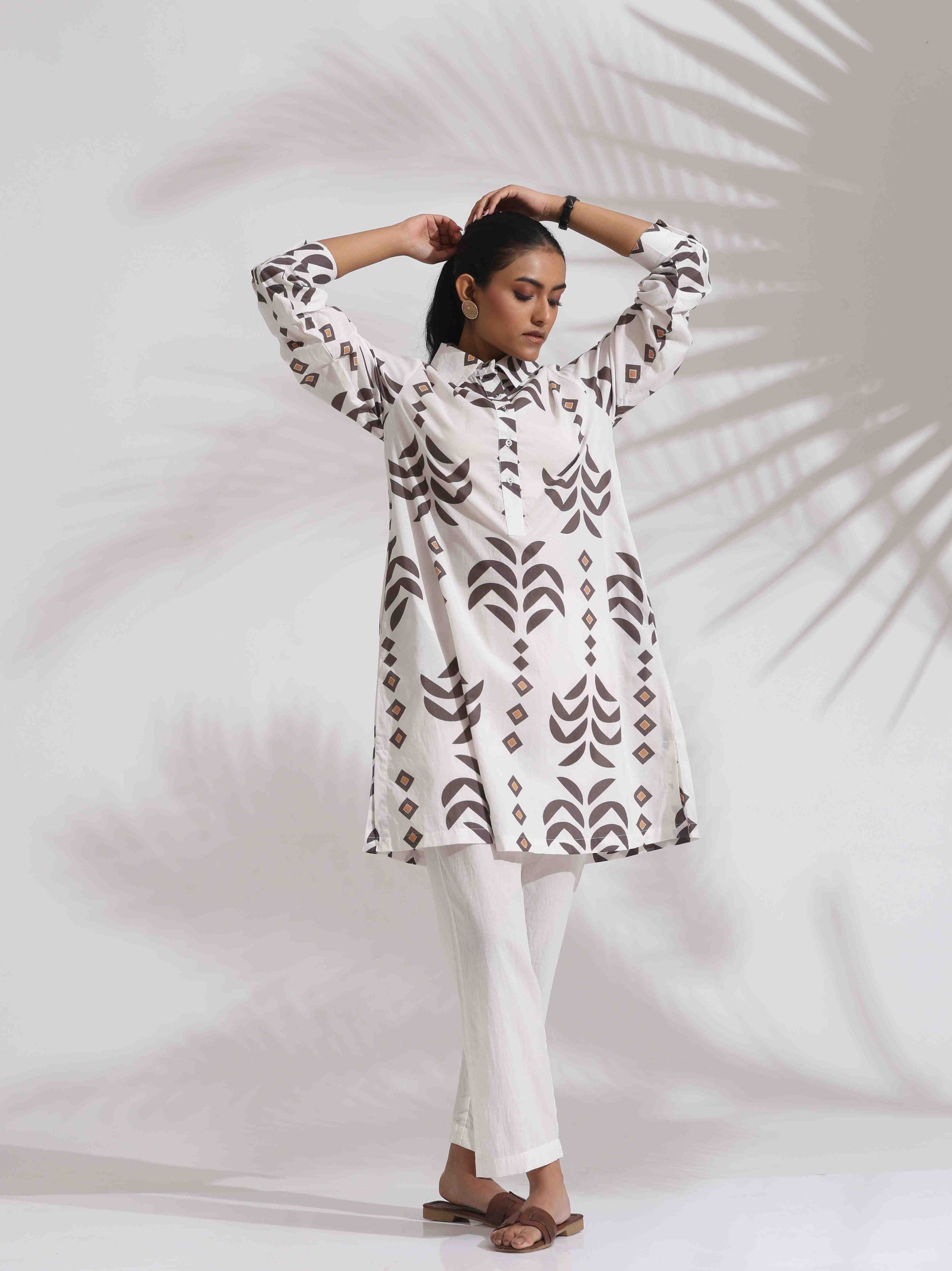 trueBrowns White Cotton Stripe Print Kurta Co-ord Set - Swadesiicart
