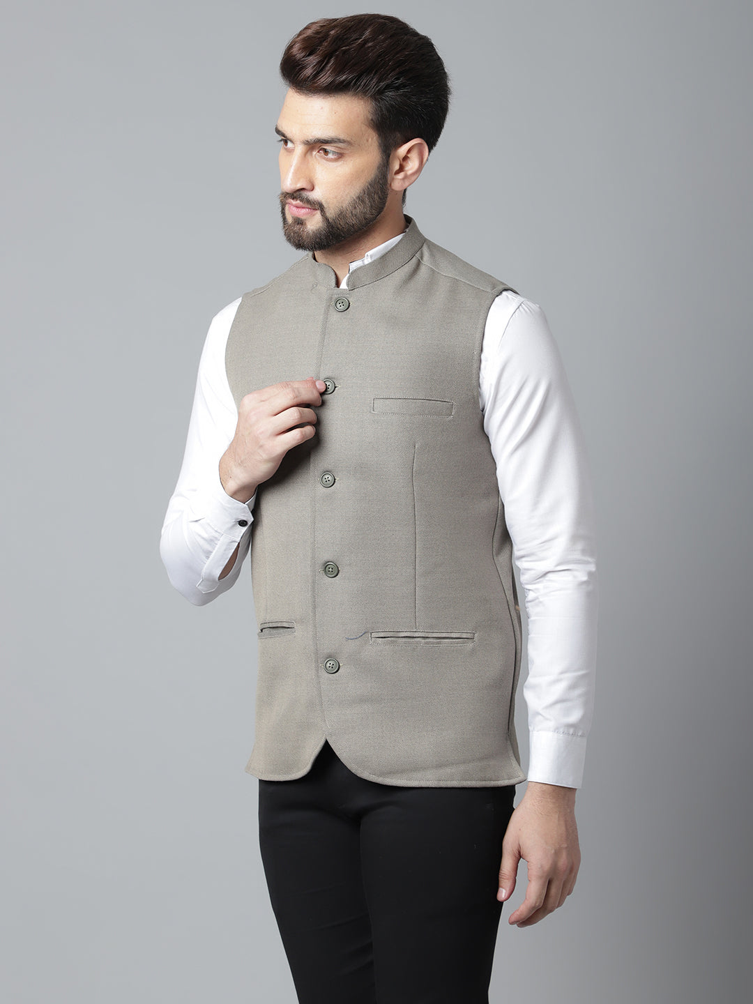 Even Apparels Men's Cream Nehru Jacket With Welt Pockets | Swadesiicart