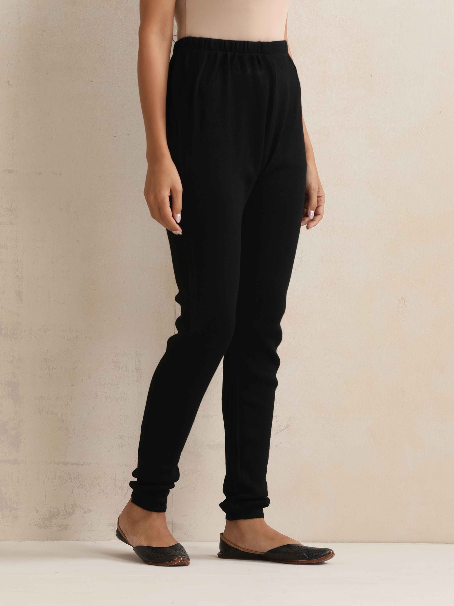 trueBrowns Black Woollen Leggings | Swadesiicart
