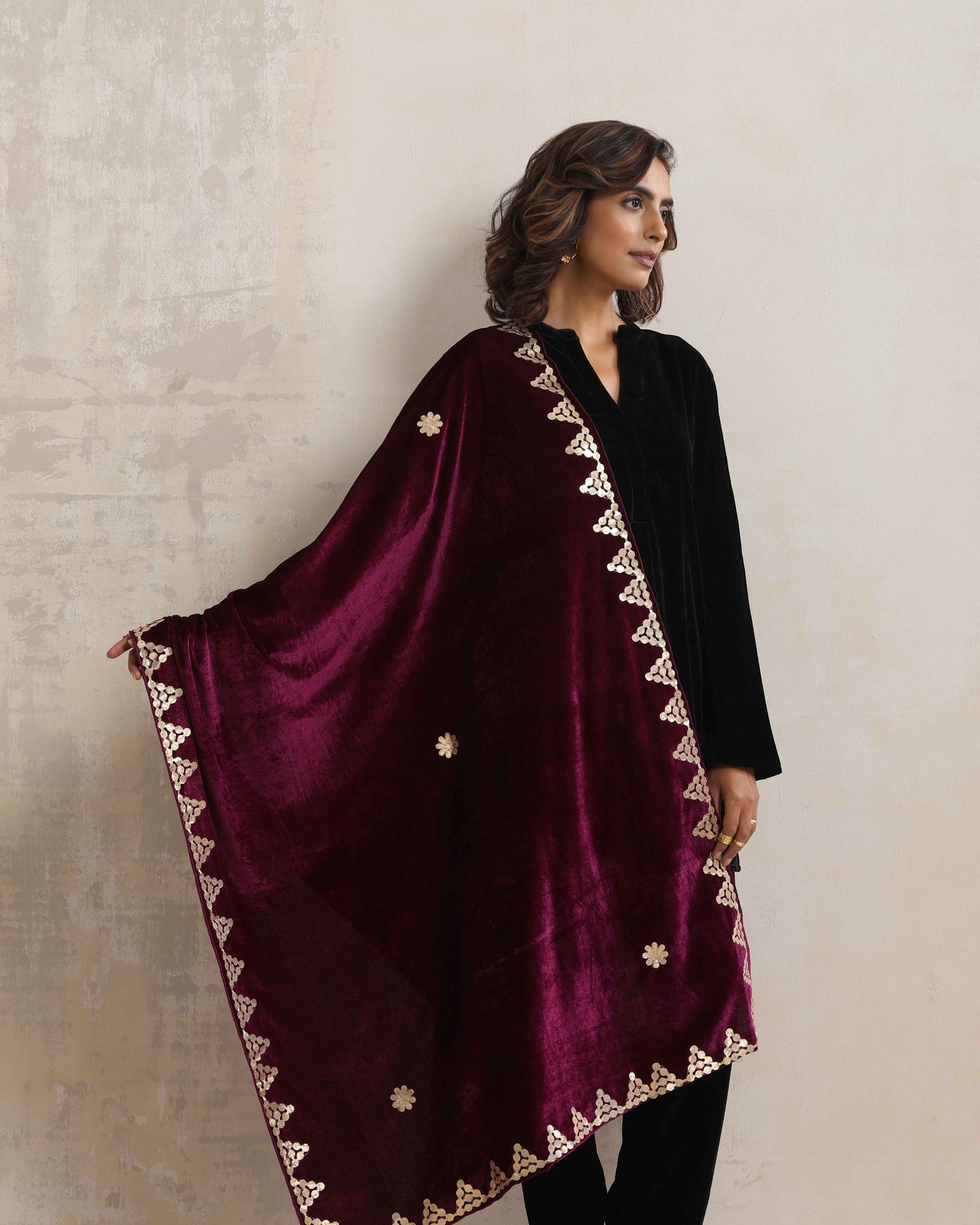 trueBrowns Wine Velvet Gota Patti Stole | Swadesiicart