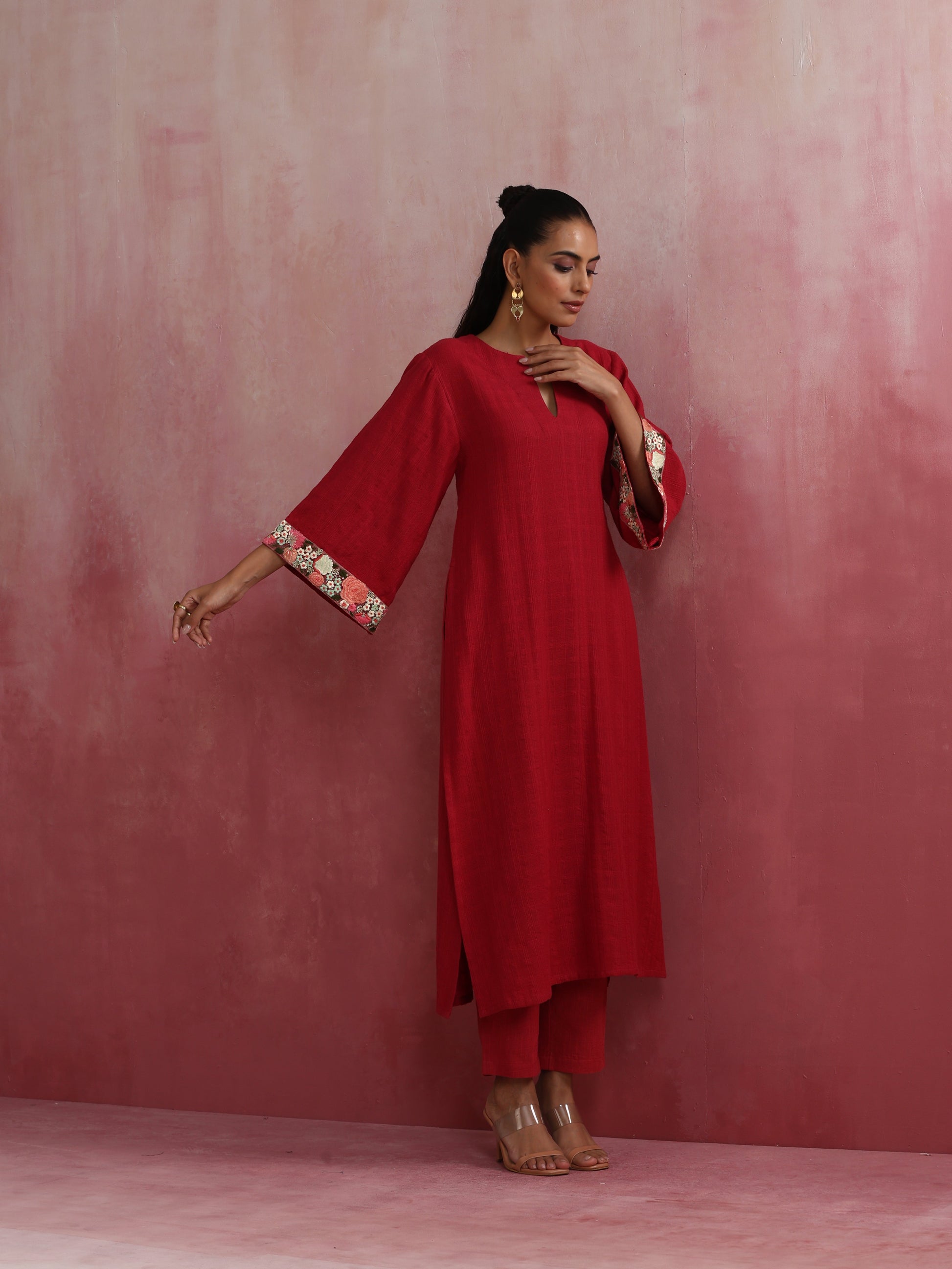 trueBrowns Red Straight Cotton Dobby Kurta Set | Swadesiicart