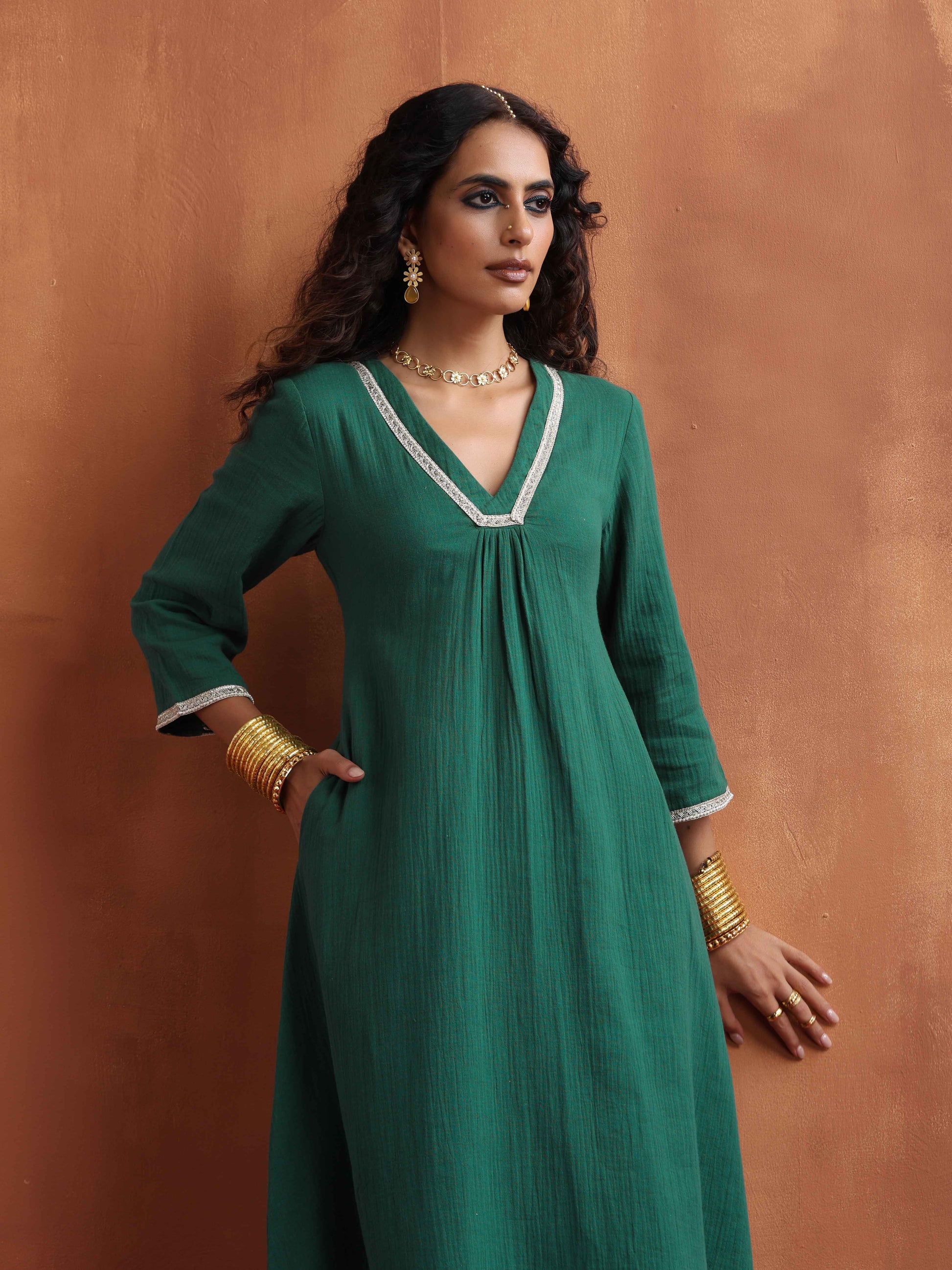 trueBrowns Green Cotton A-line Kurta Set | Swadesiicart