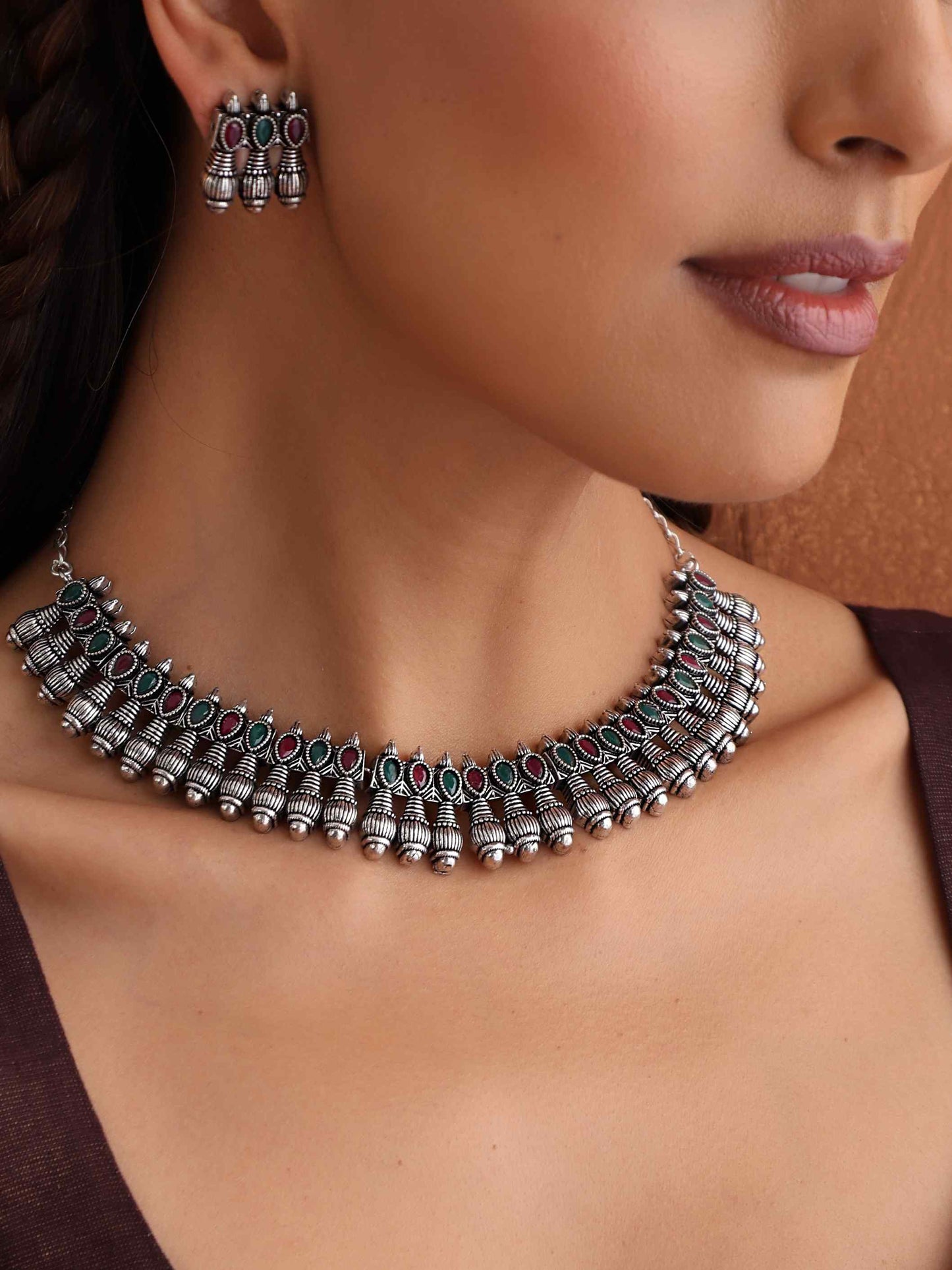 trueBrowns Silver Tone Necklace Set - Swadesiicart