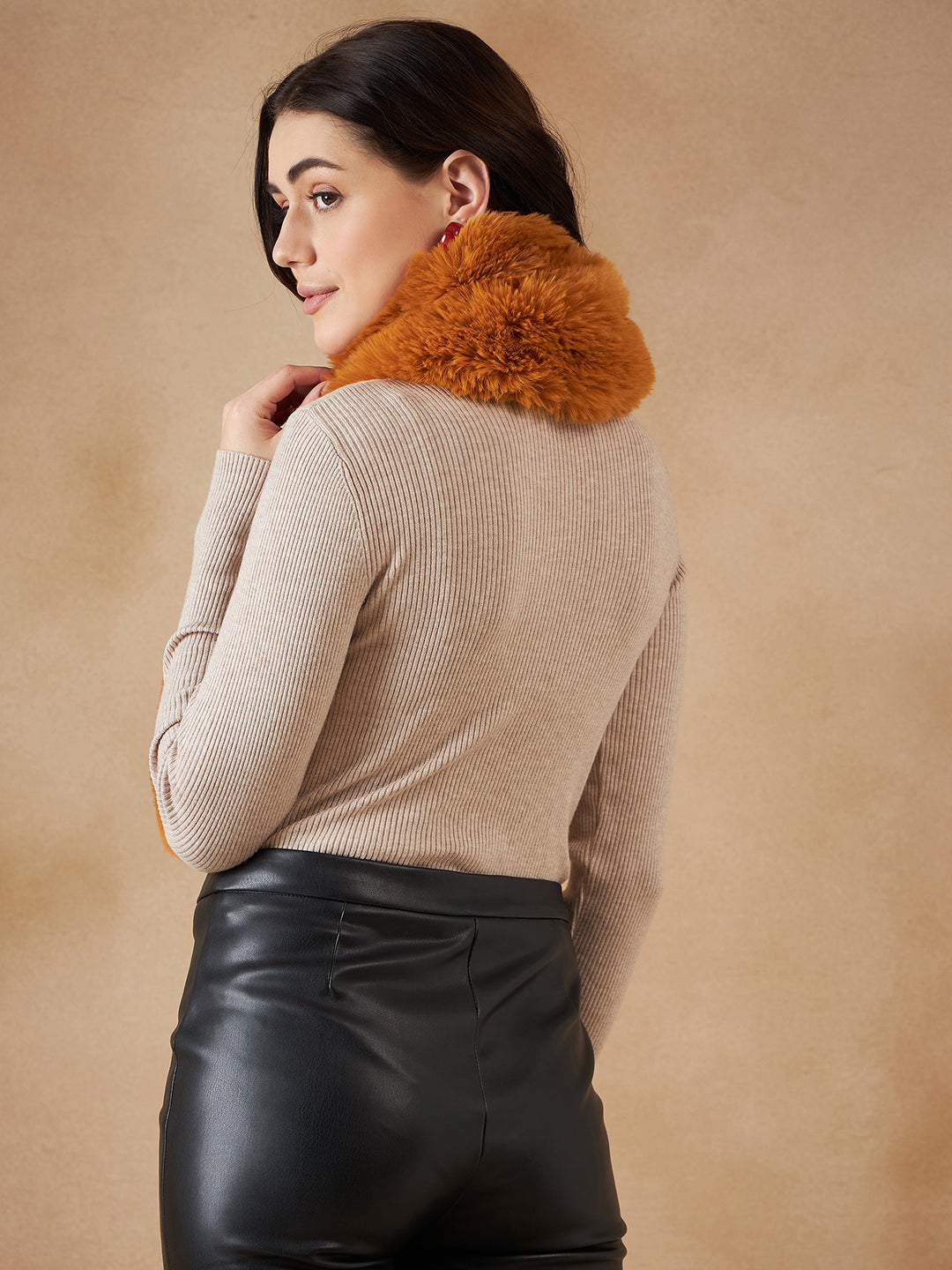InWeave Women's Carrot Orange Faux Fur Neck Warmer - Swadesiicart