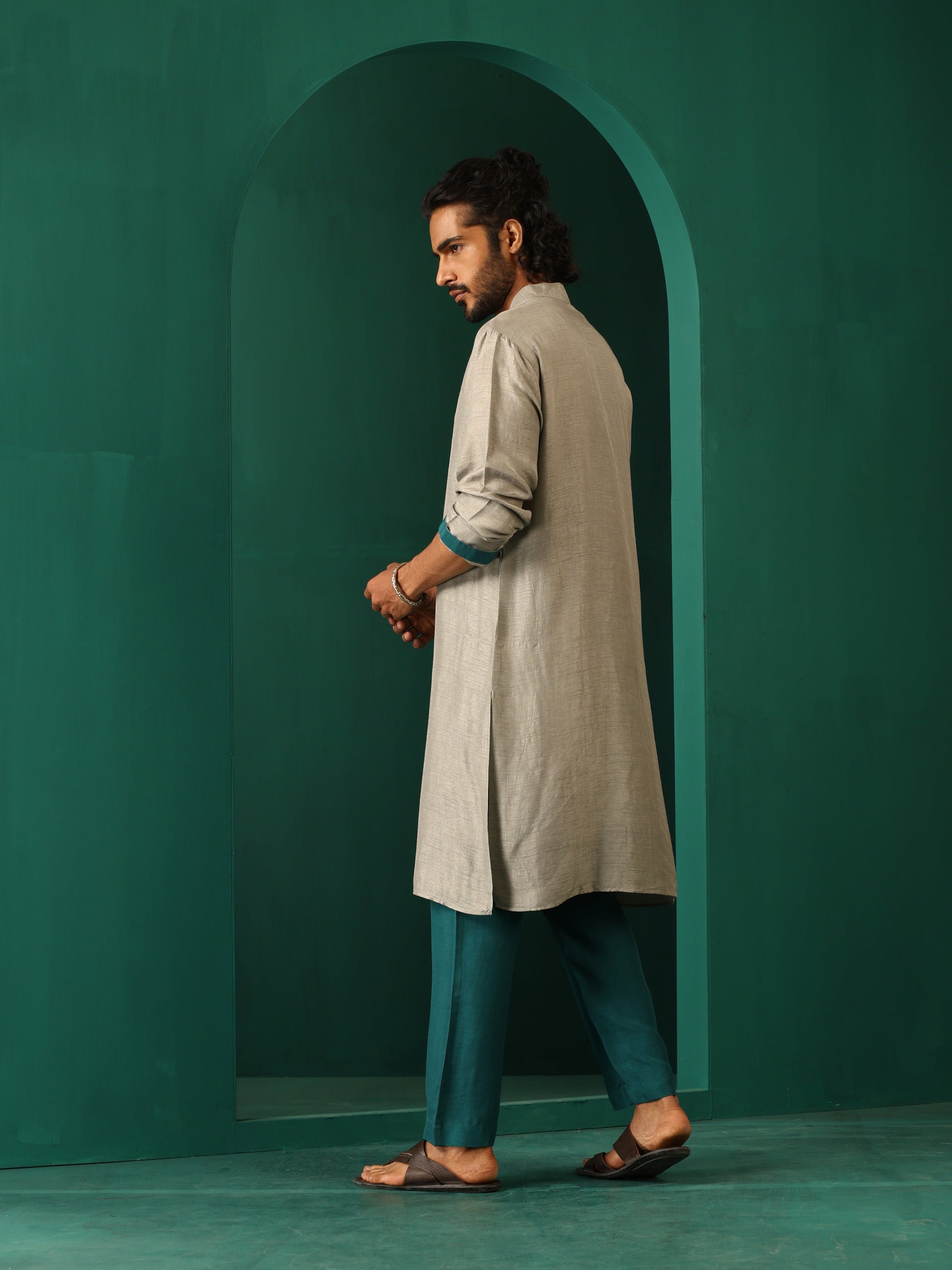 trueBrowns Men's Grey Silk Long Kurta | Swadesiicart