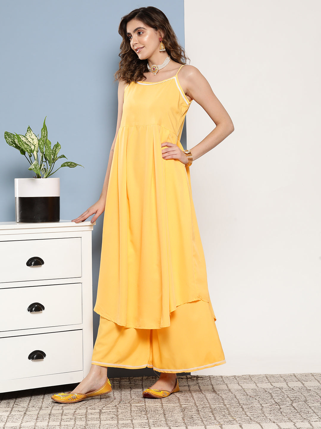 InWeave Women's Cassatta Yellow Cr Strappy Set With Mustard Brown Cape - Swadesiicart