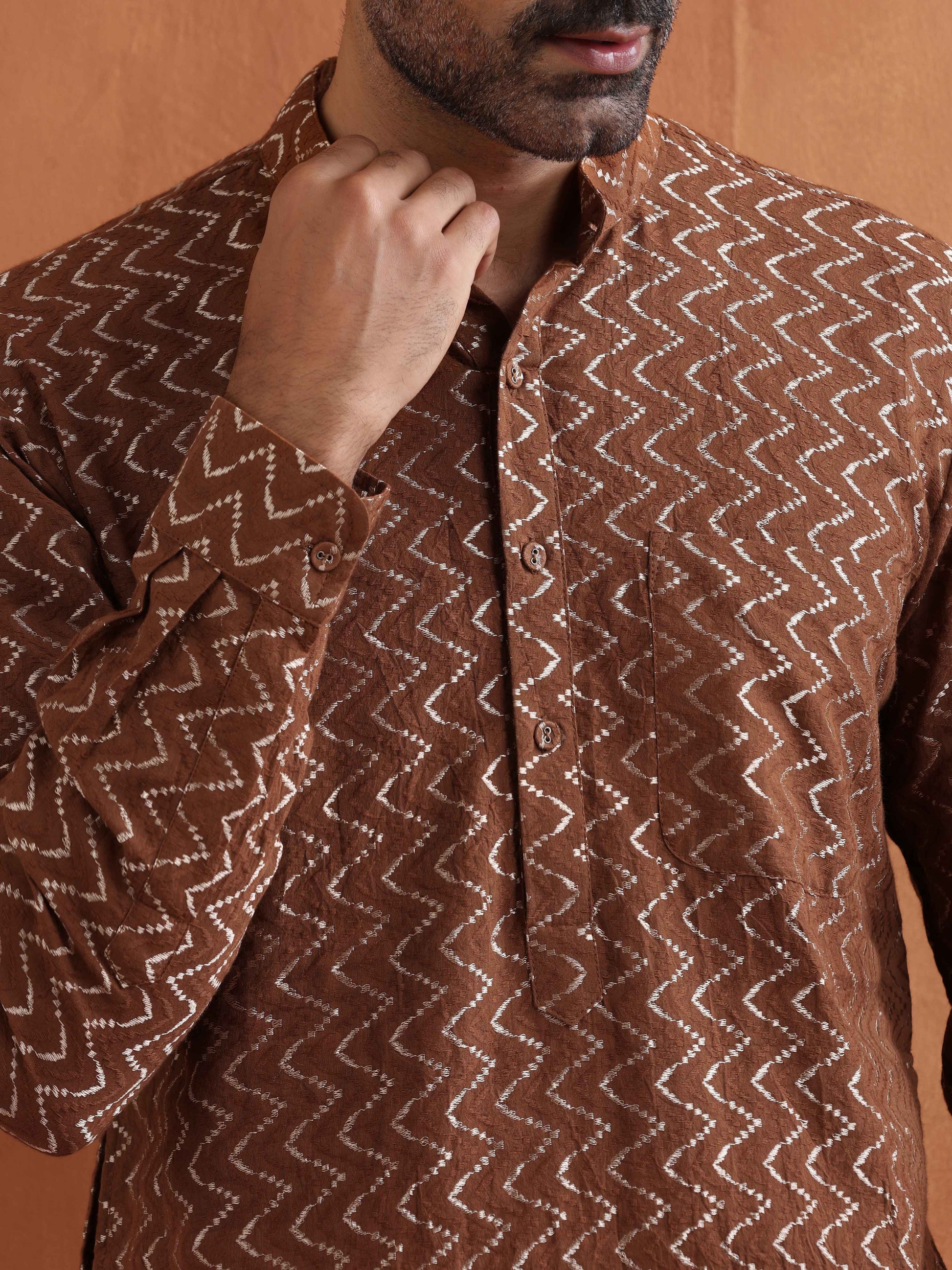 trueBrowns Men's Brown Cotton Dobby Short Kurta | Swadesiicart