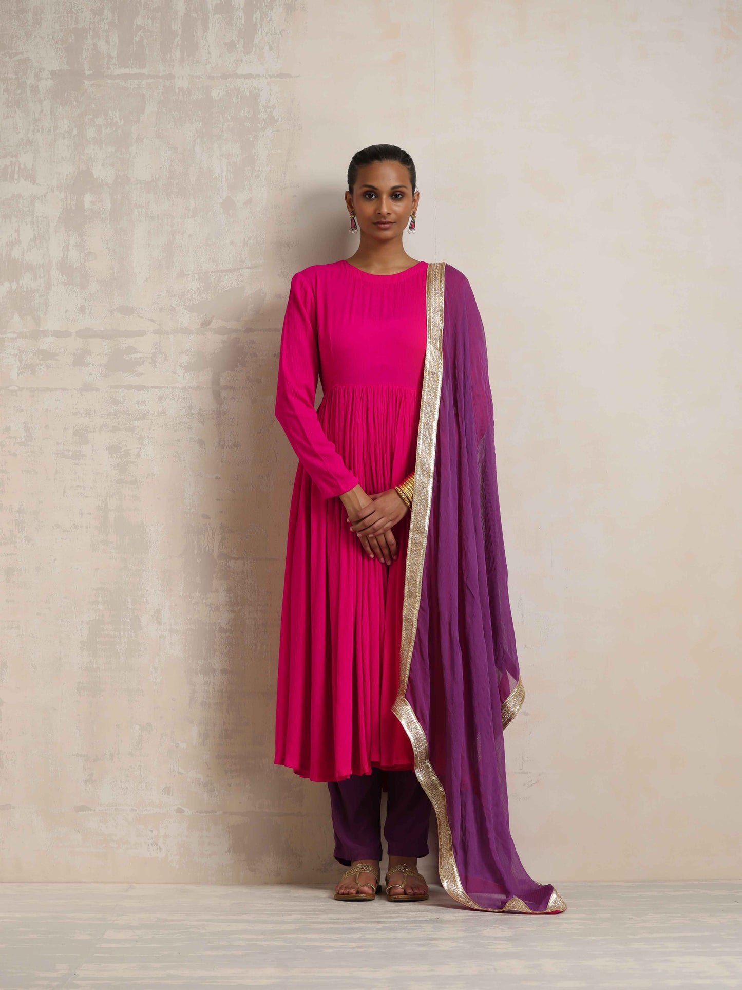 trueBrowns Pink Crinkle Anarkali Kurta Pant Dupatta Set | Swadesiicart