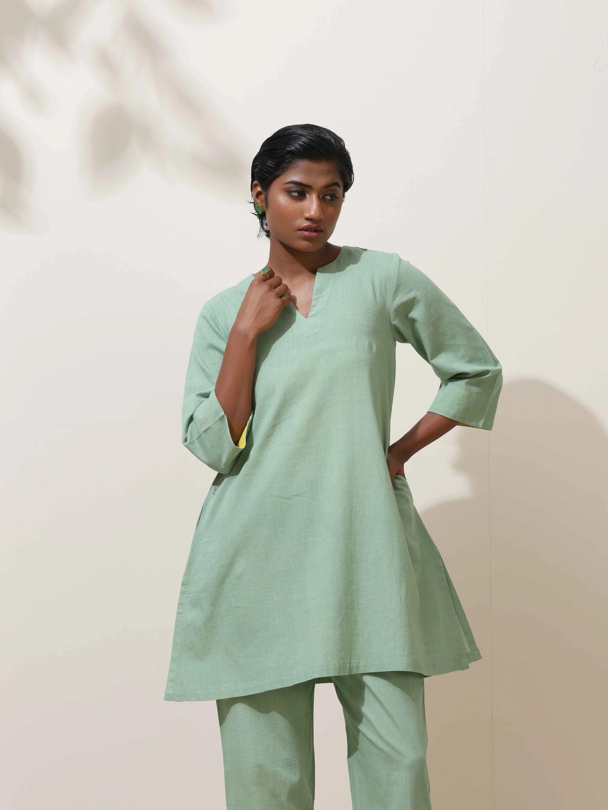 trueBrowns Mint Green Cotton Linen Kurta Co-Ord Set - Swadesiicart