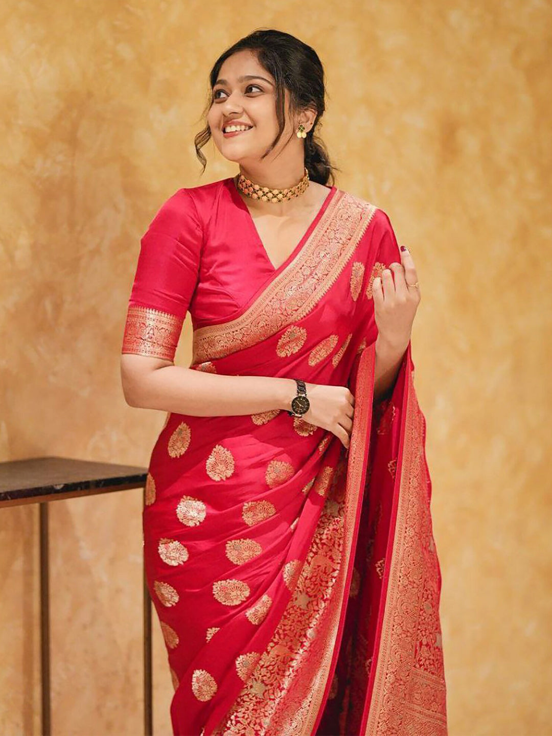 Kalini Ethnic Motifs Woven Design Zari Silk Cotton Banarasi Saree | Swadesiicart
