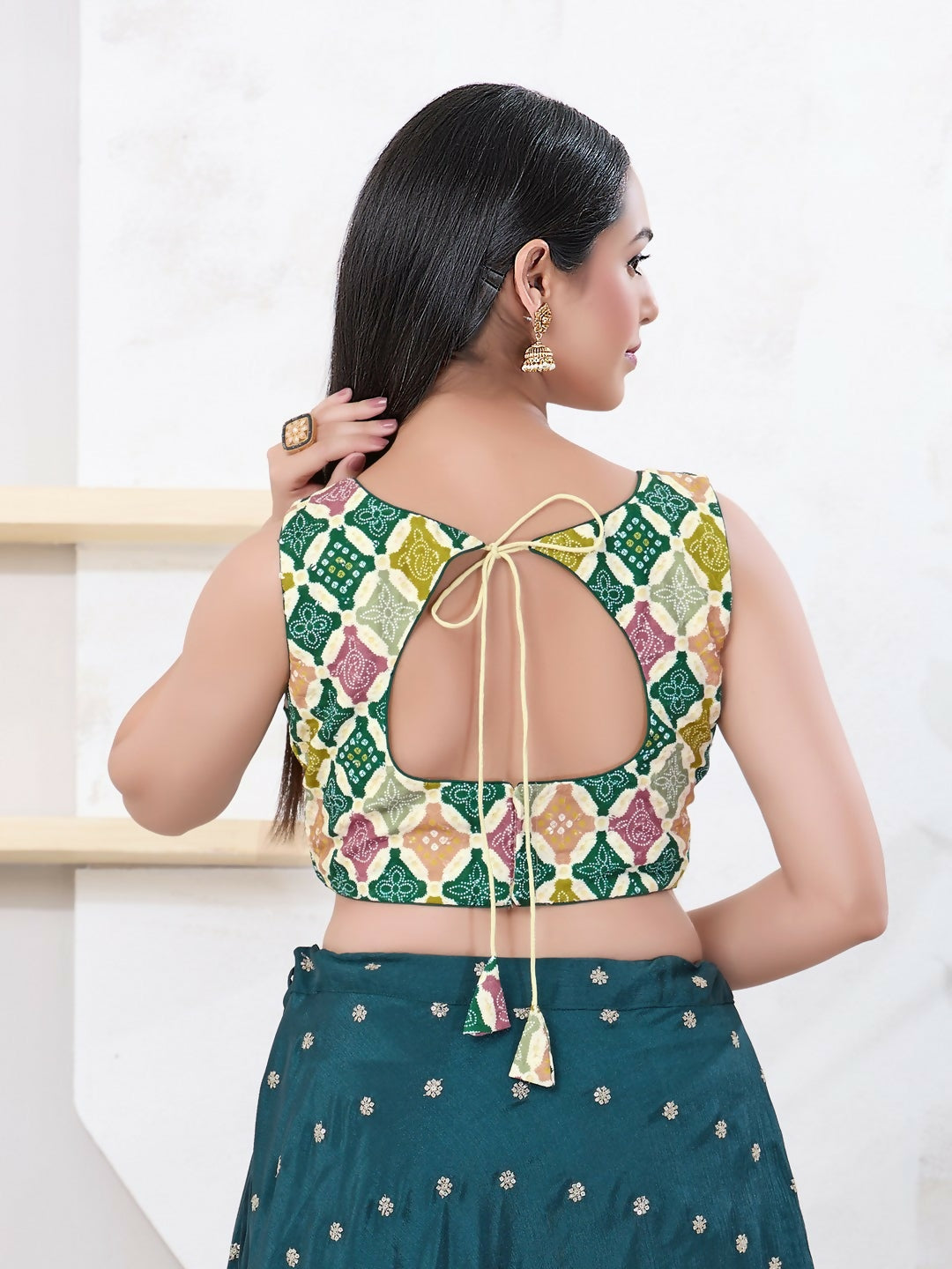 Joban Fashion Green Bandhani Sleeveless Back Open Blouse - Swadesiicart