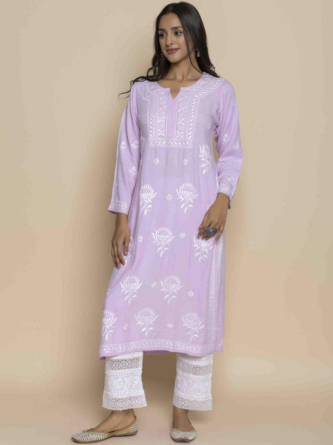 HOUSE OF KARI Floral Embroidered Chikankari Straight Kurta | Swadesiicart