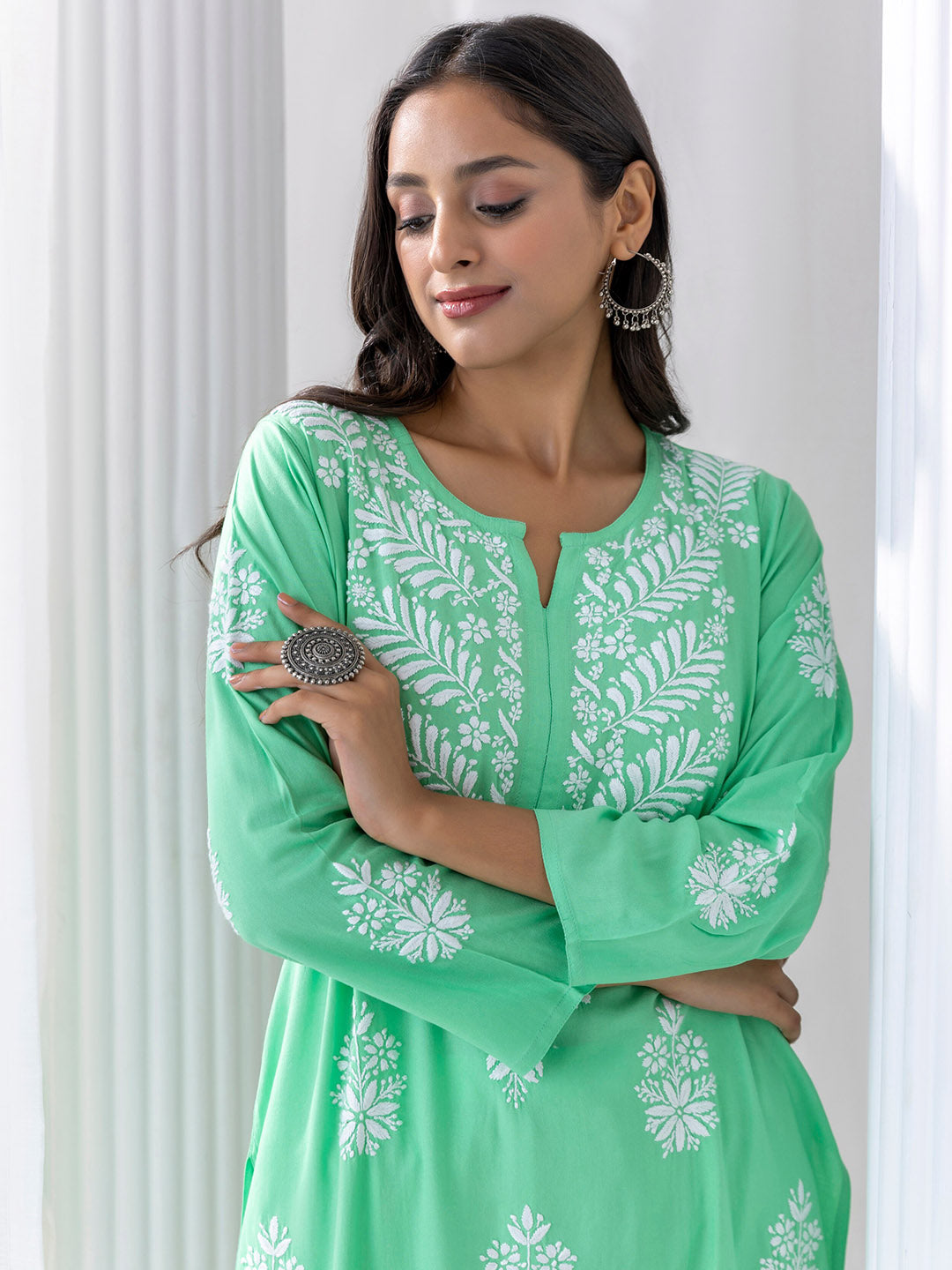 HOUSE OF KARI Floral Embroidered Chikankari A-Line Kurta | Swadesiicart